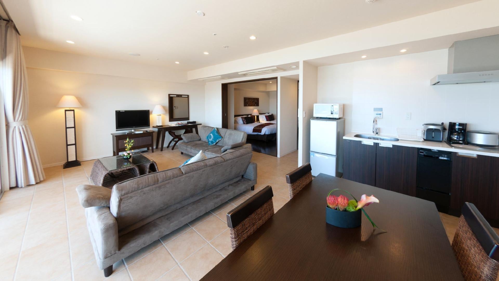 ■ Condo Building Western Suite (Force)