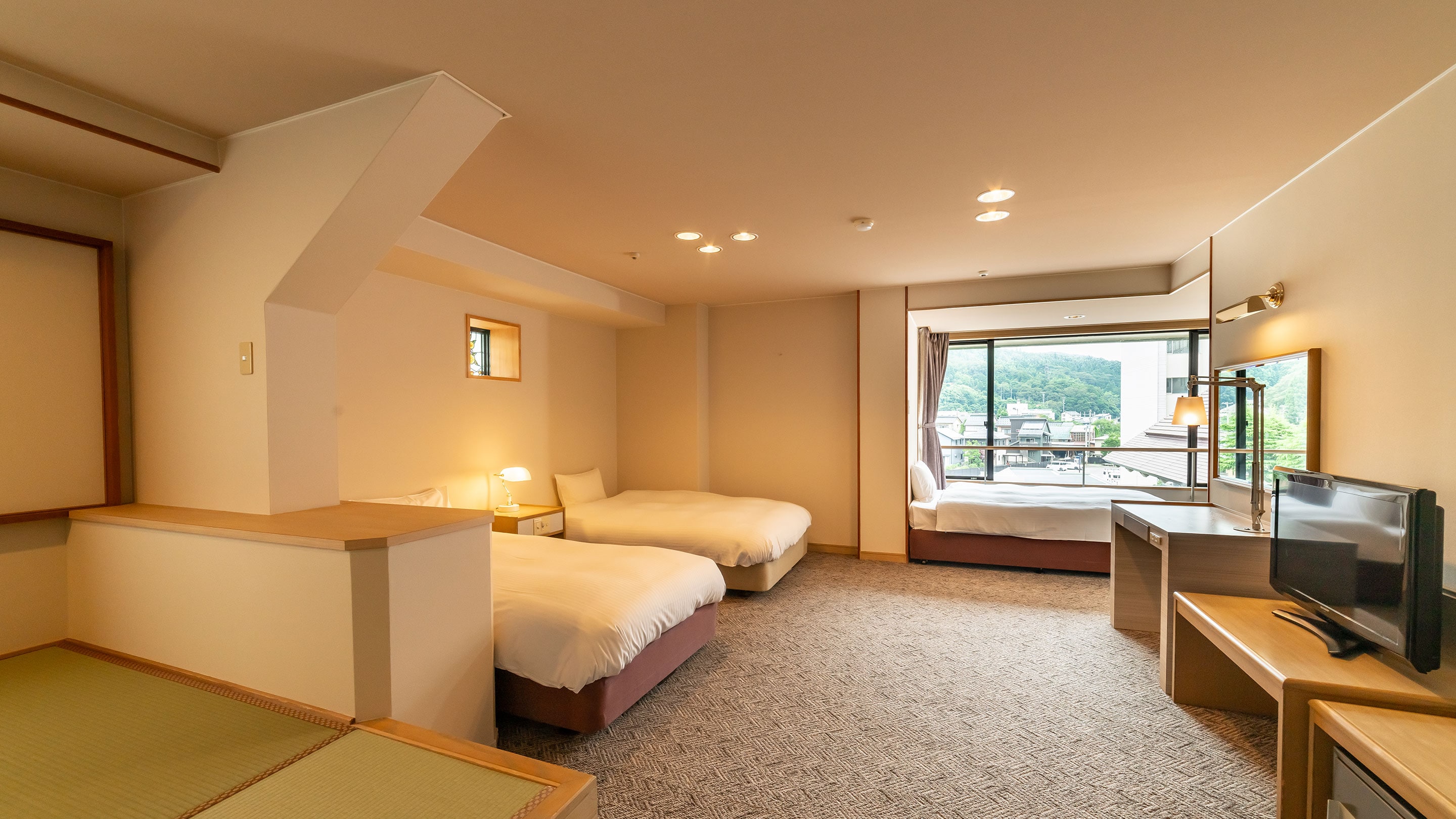 [Non-smoking] Standard Japanese-Western room with triple indoor bath *Image