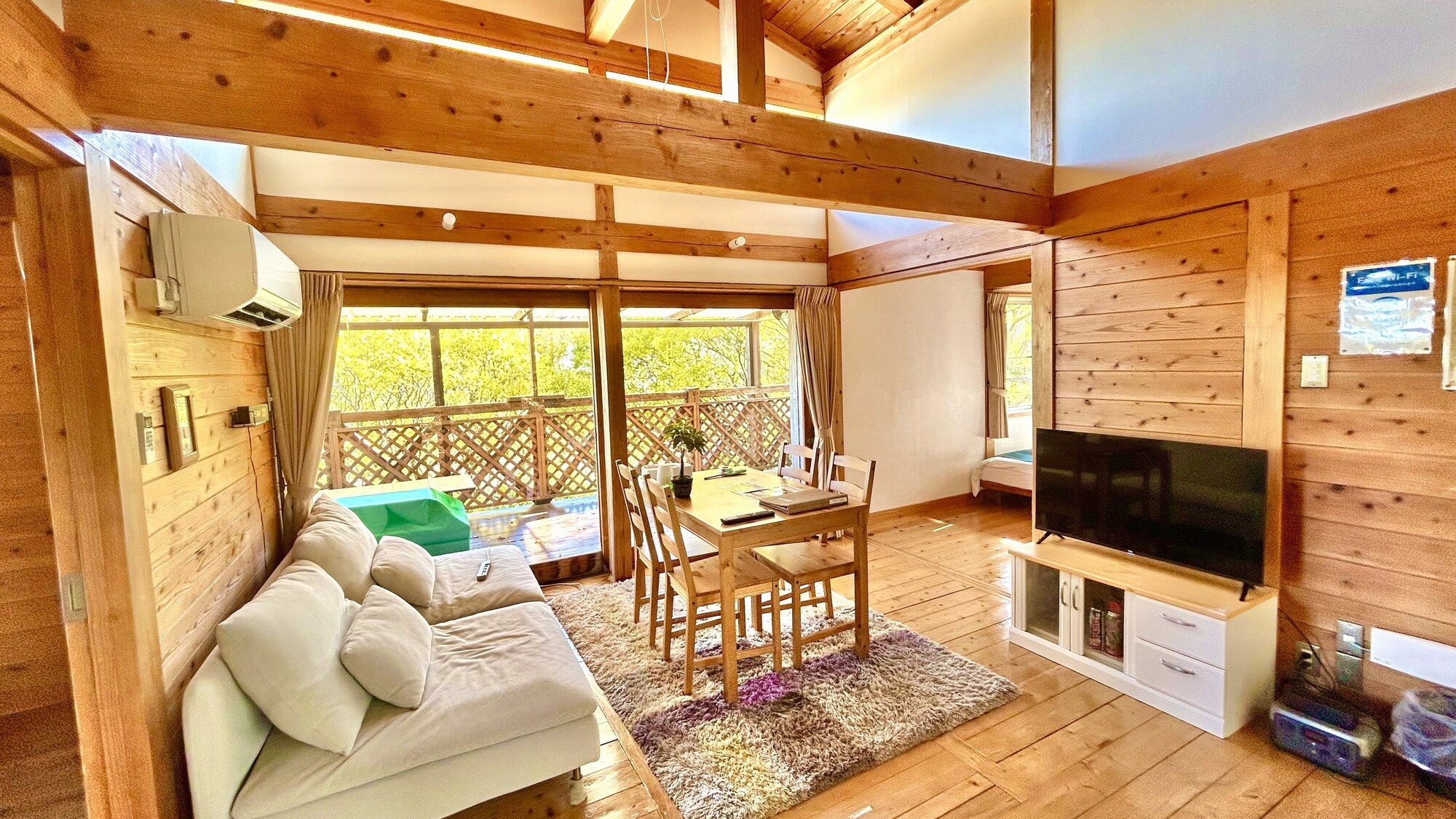 ◆กระท่อมเซโตอุจิ พื้นที่อันเงียบสงบที่ล้อมรอบด้วยป่าบริสุทธิ์ฮิกาชิคาว่า และทะเลเซโตะใน