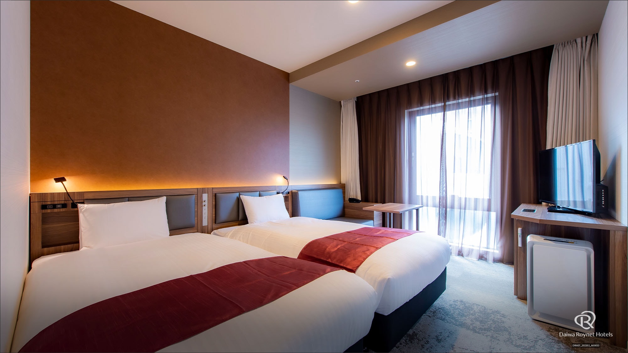 Standard twin room