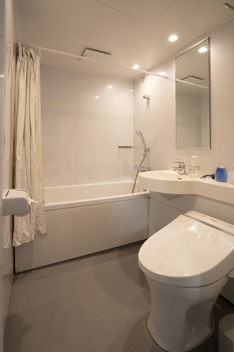 211 (Tersedia paket senior)