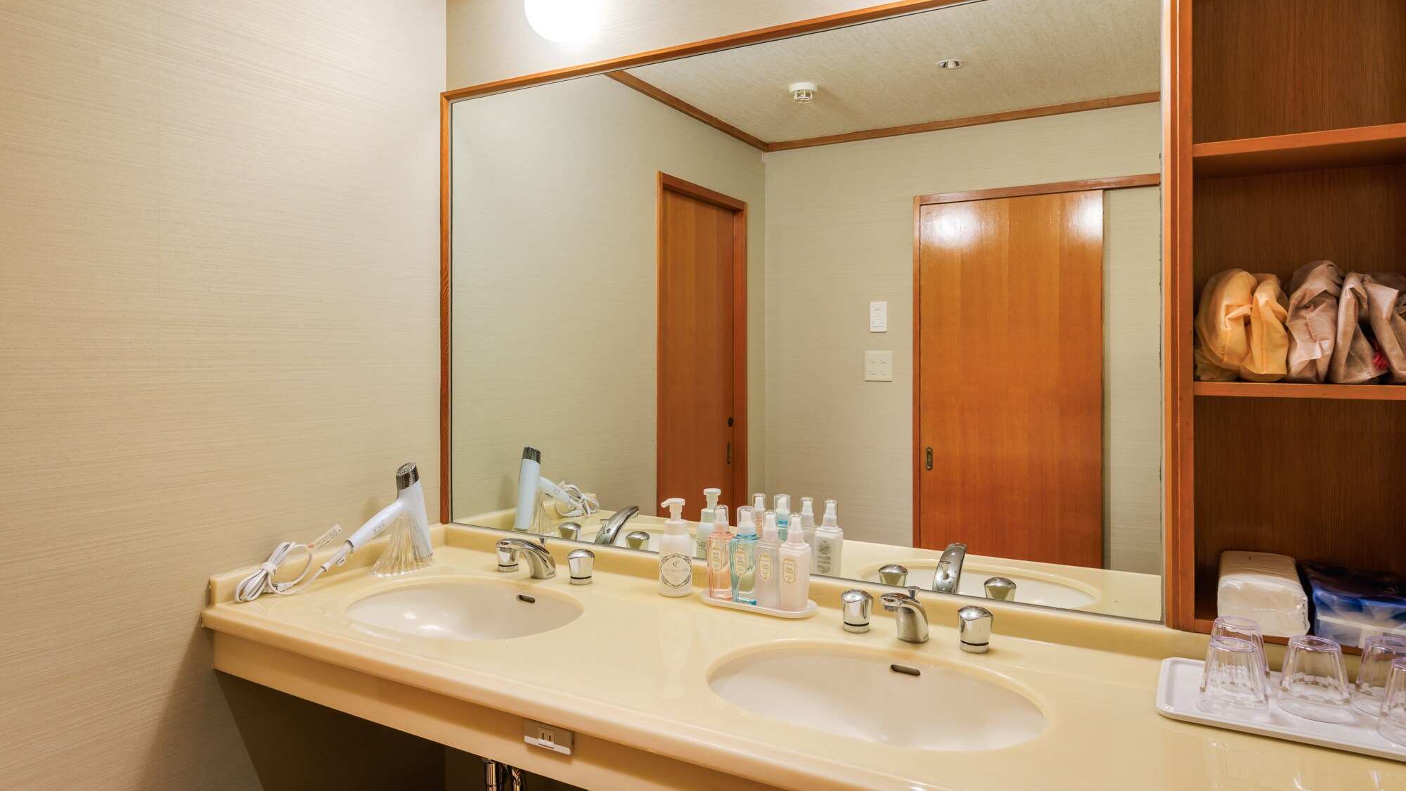 [Phòng] Suite Đại Dương