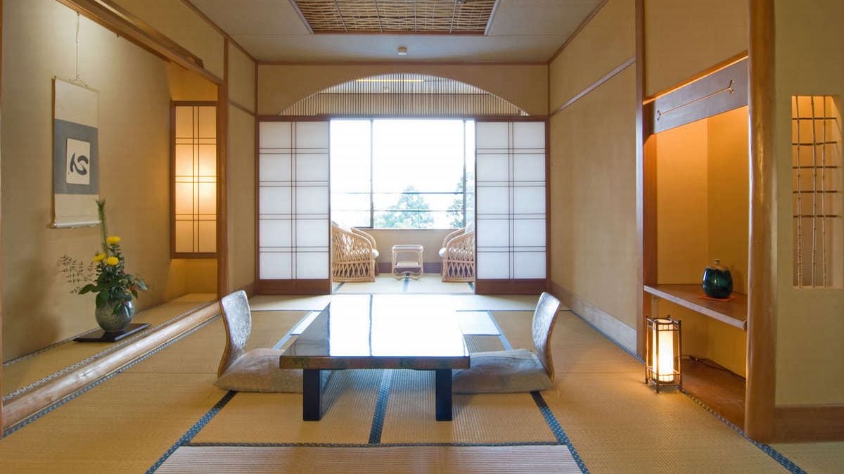 The calm room has a spacious veranda and is very relaxing.