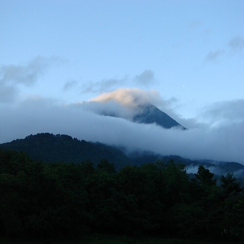 Gunung Bandai awal musim panas?