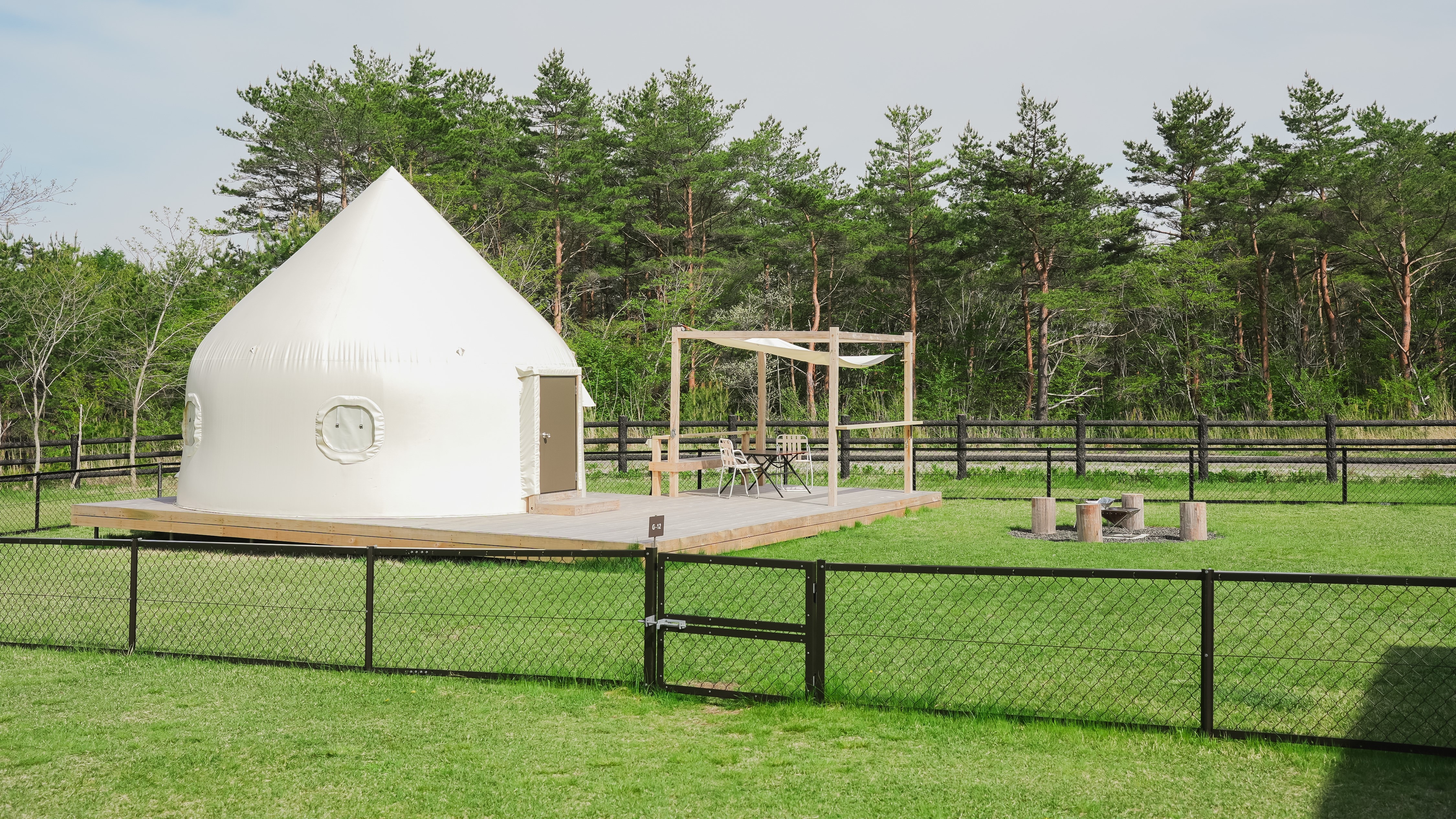 Geo Room Glamping có đường chạy cho chó (Kế hoạch giường đôi)
