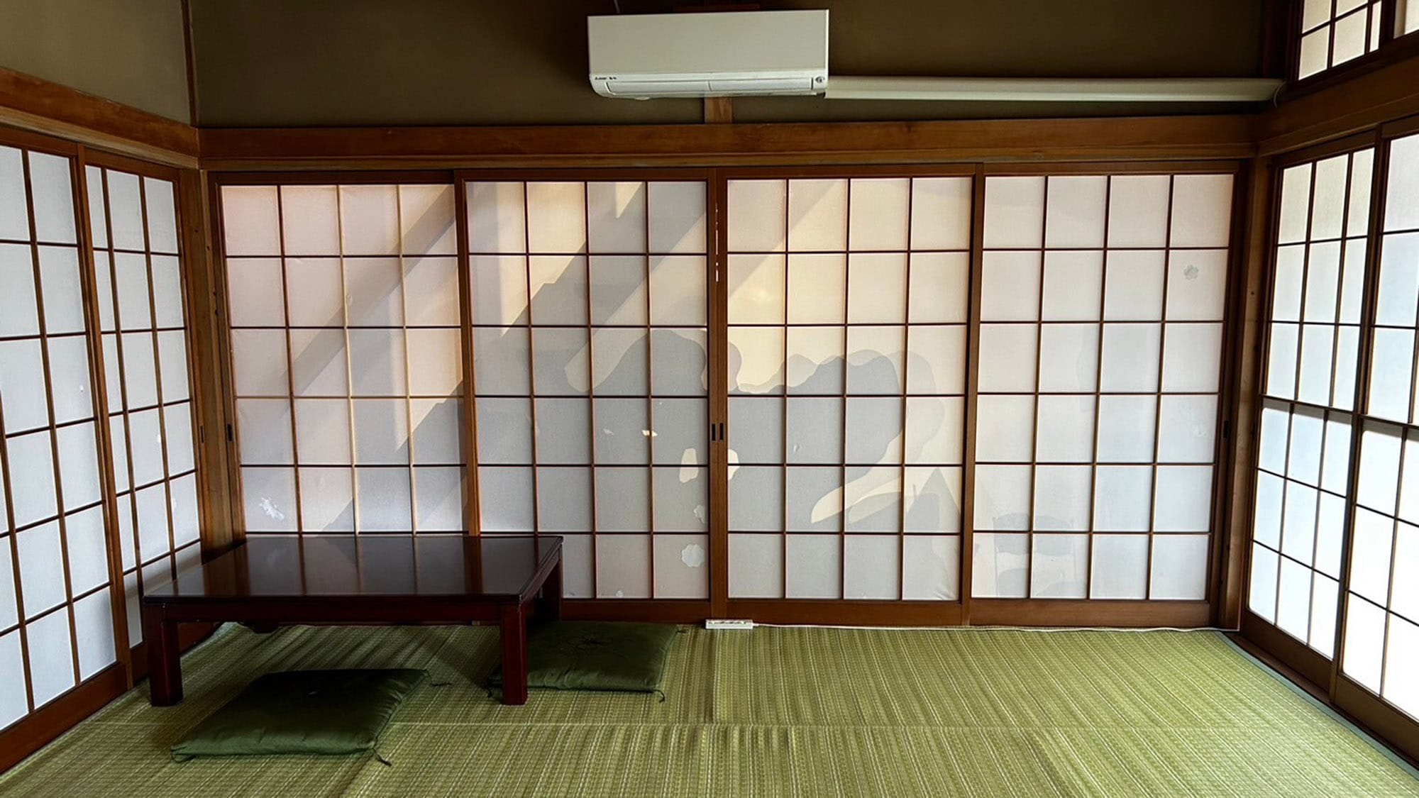 ・[Guest Room] Lay out your futons and chat to create fun memories.