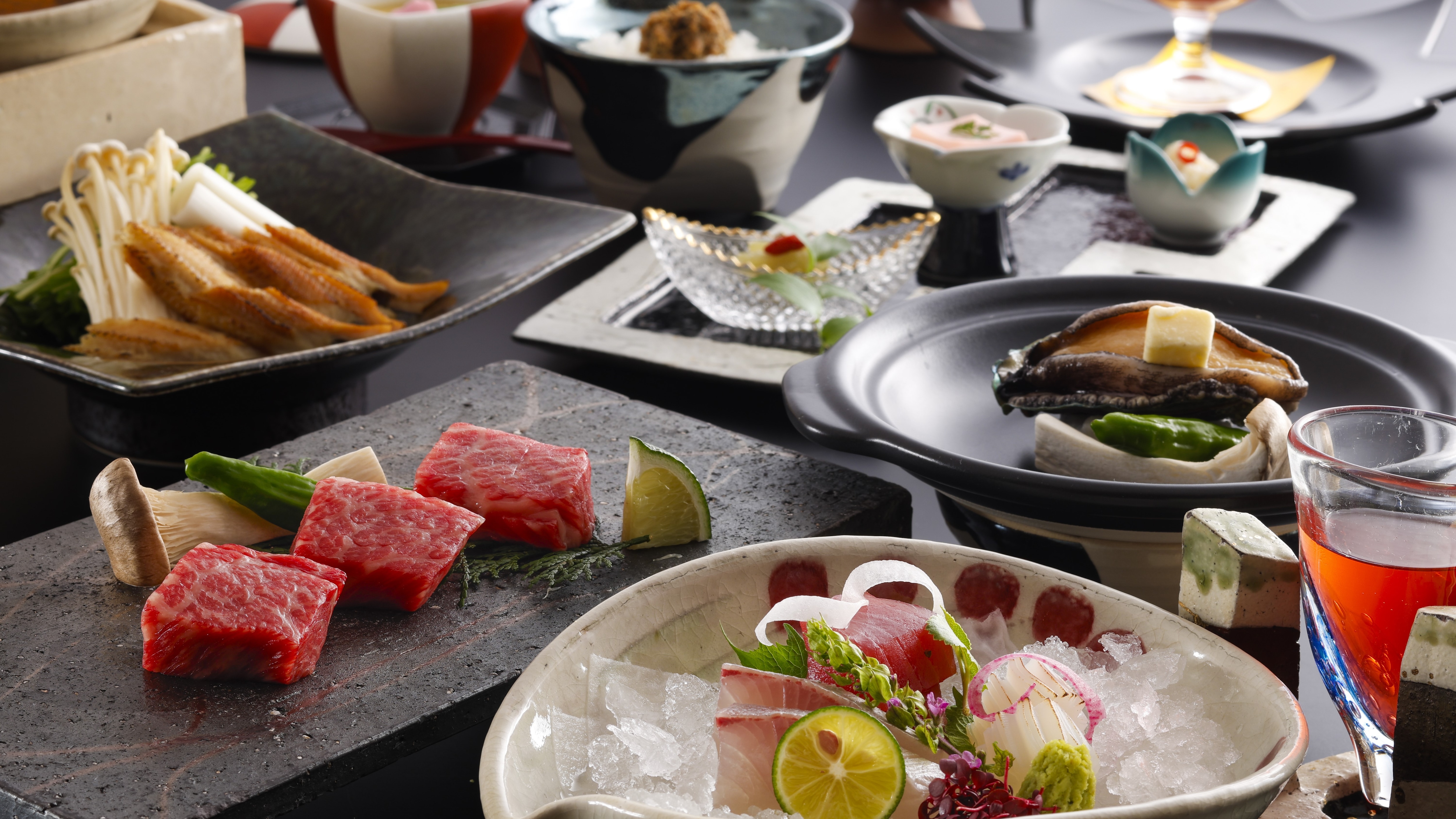 夏季限定“鮑魚大通燒和姬路和牛”