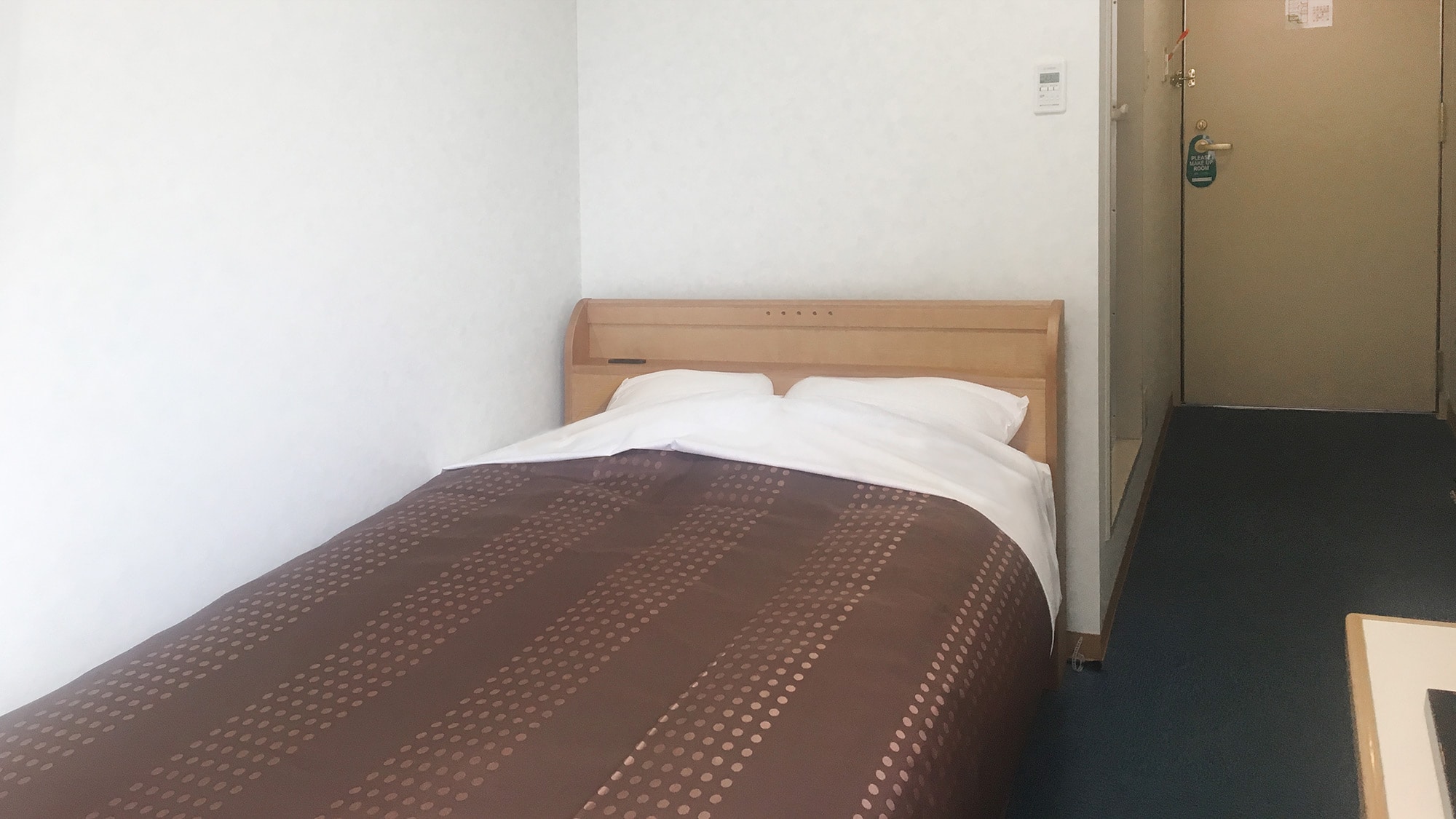 ★Semi-double room★120cm wide bed. Perfect for couples.