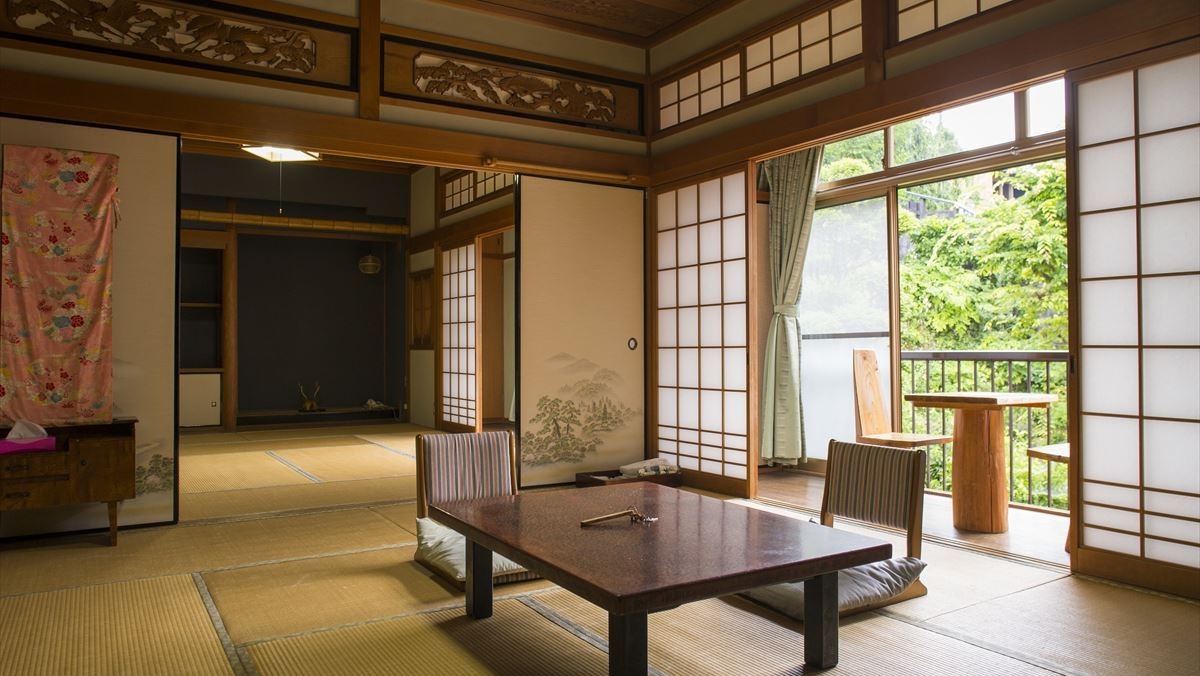 An example of a bright and open Japanese-style room