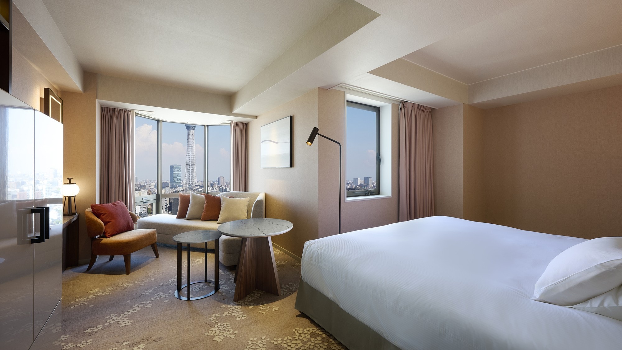 行政豪華大床房 41.6平方公尺（晴空塔側）