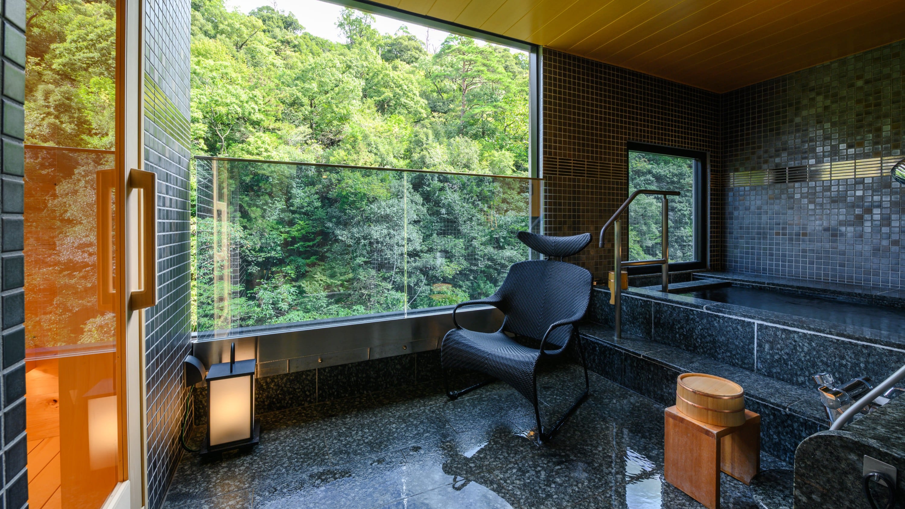 【附露天溫泉及三溫暖的西式雙床房】預計2025年10月更新