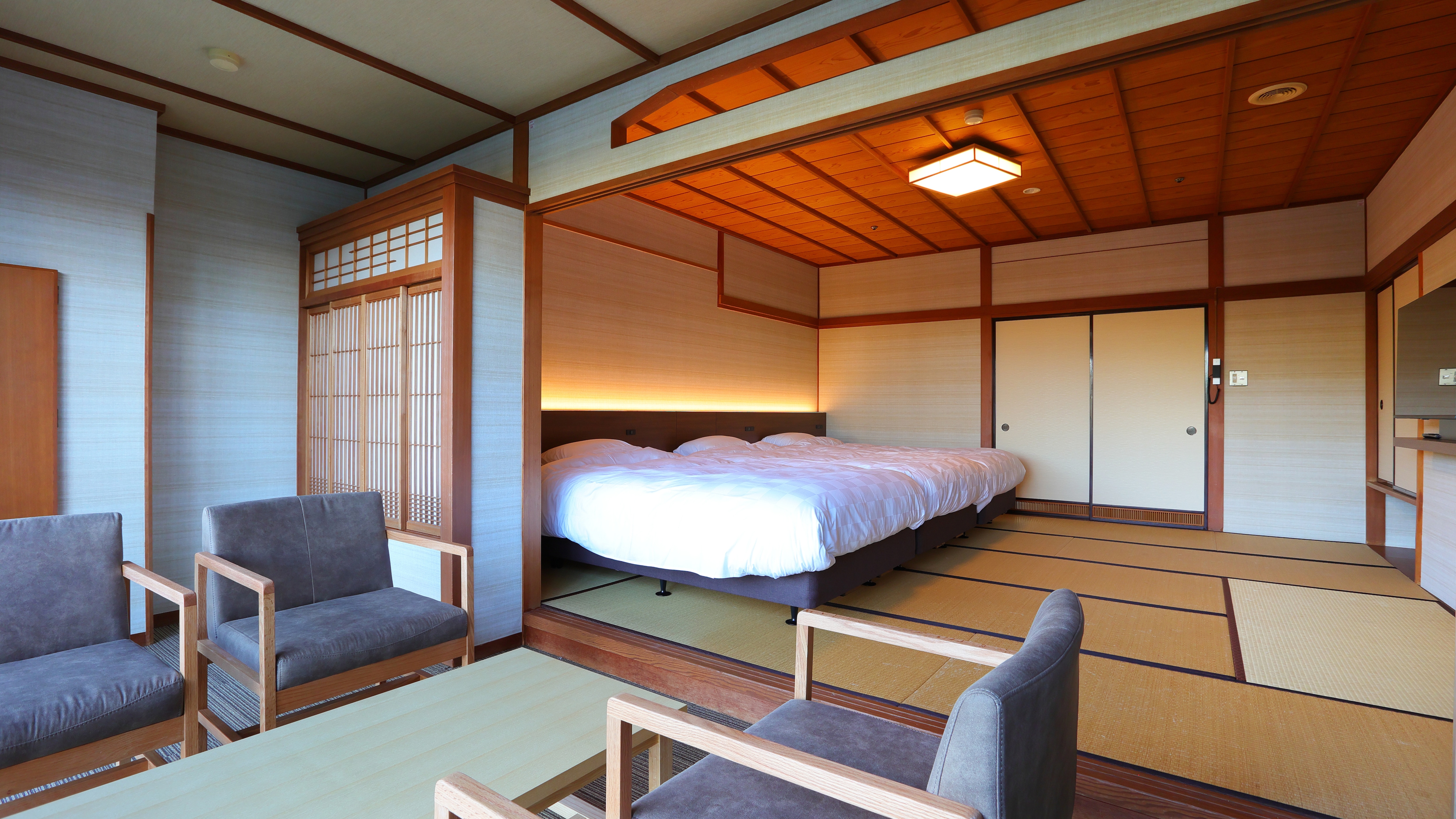 Modern Japanese Triple Room