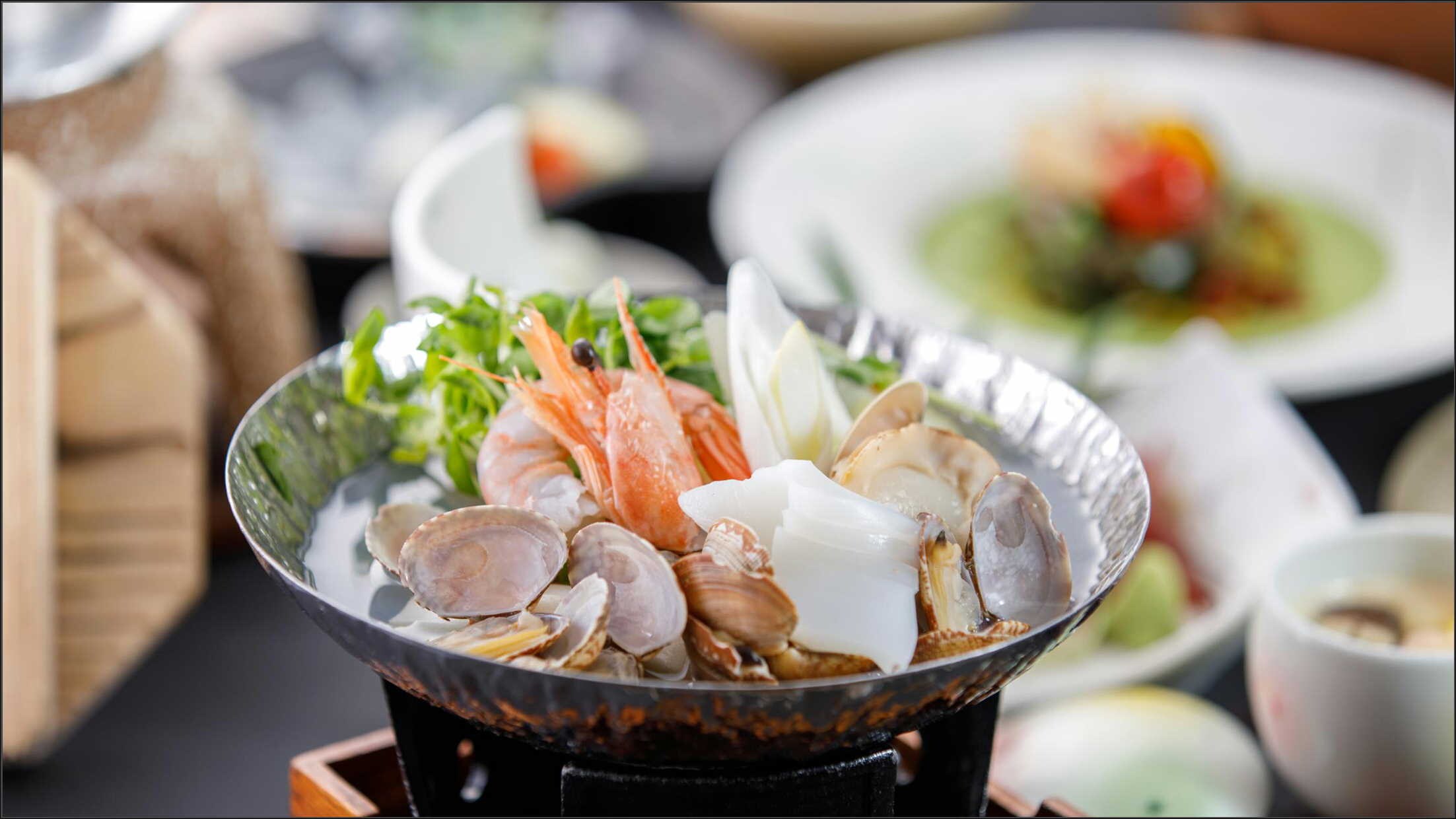 Seafood hotpot