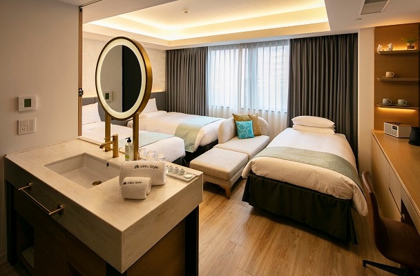 Triple room