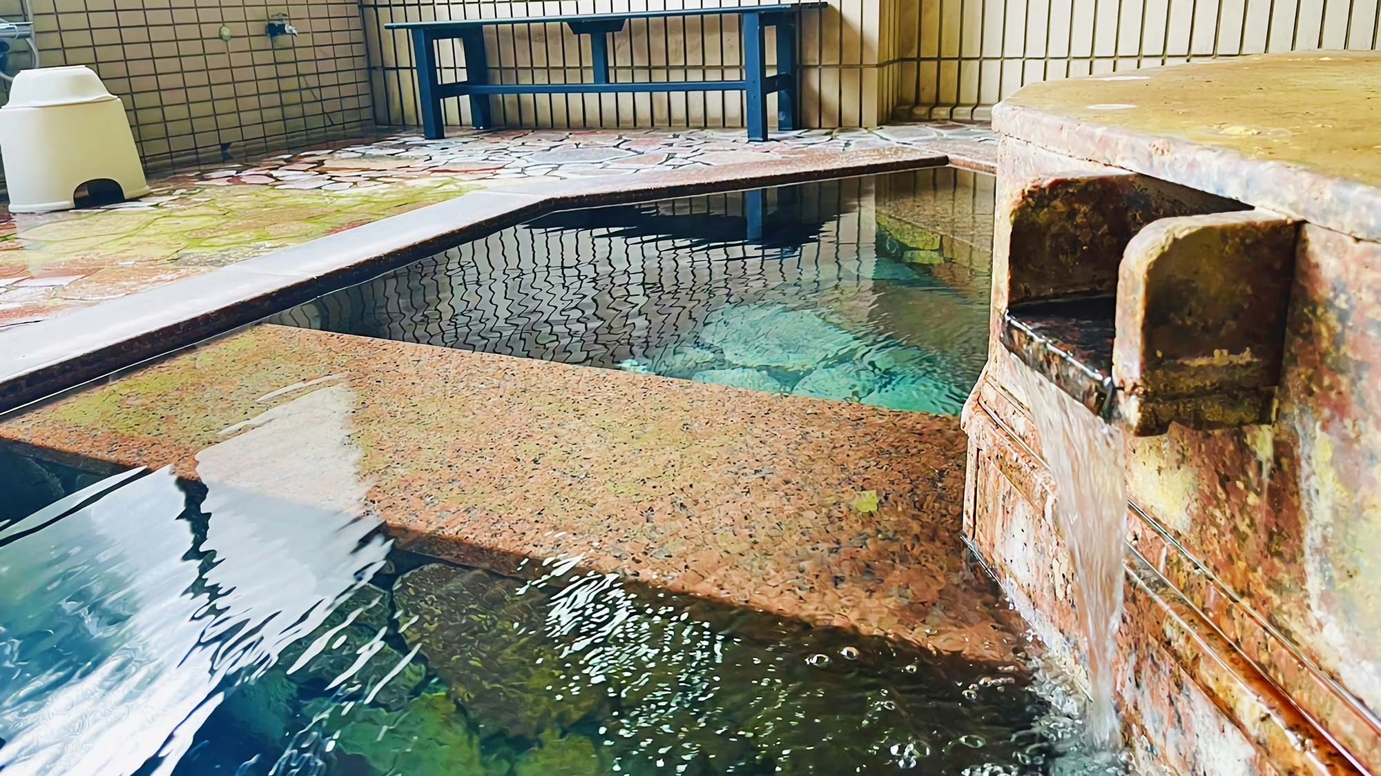 Ladies' Large Bath