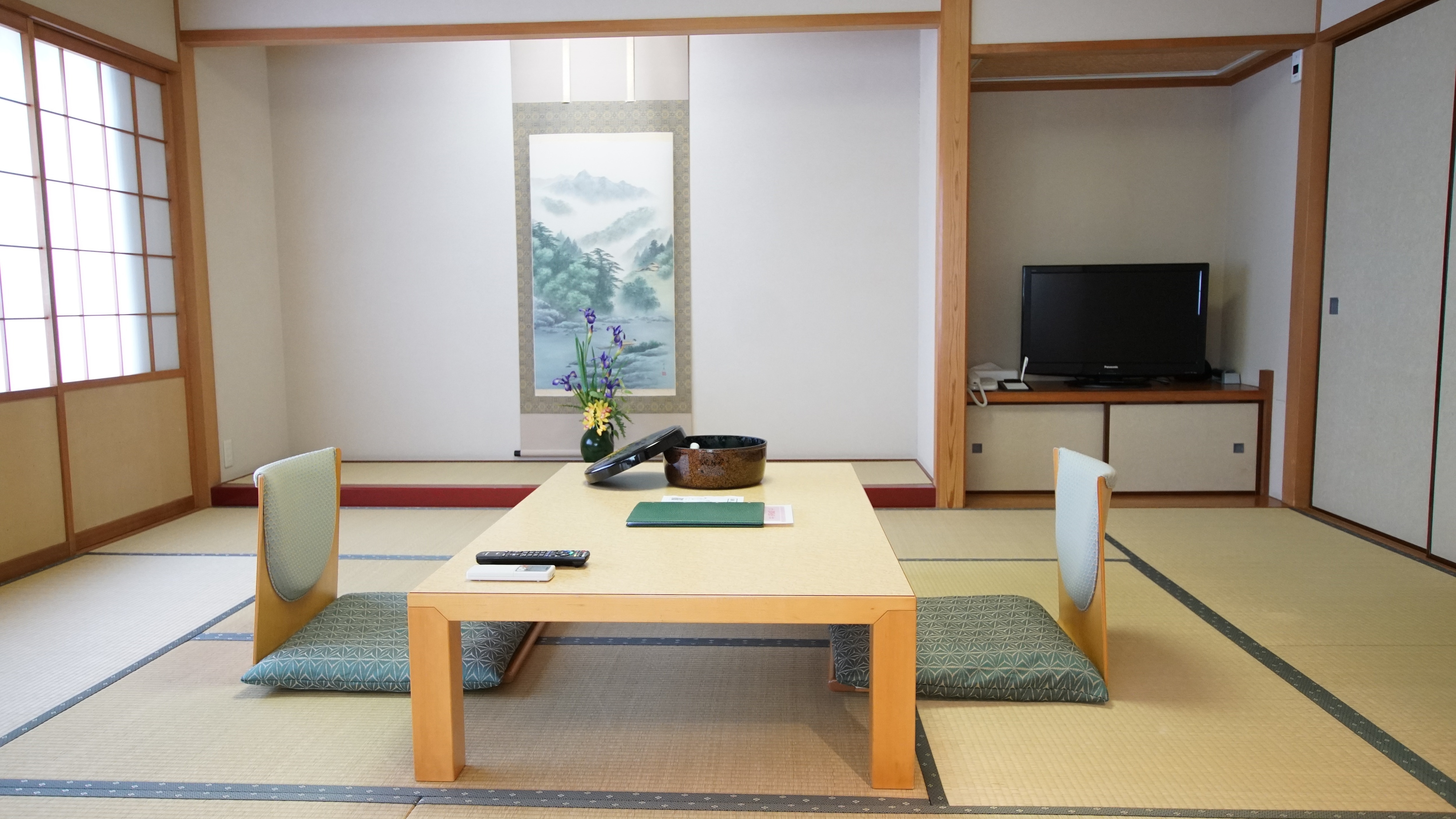 Japanese-style room (Genbu)