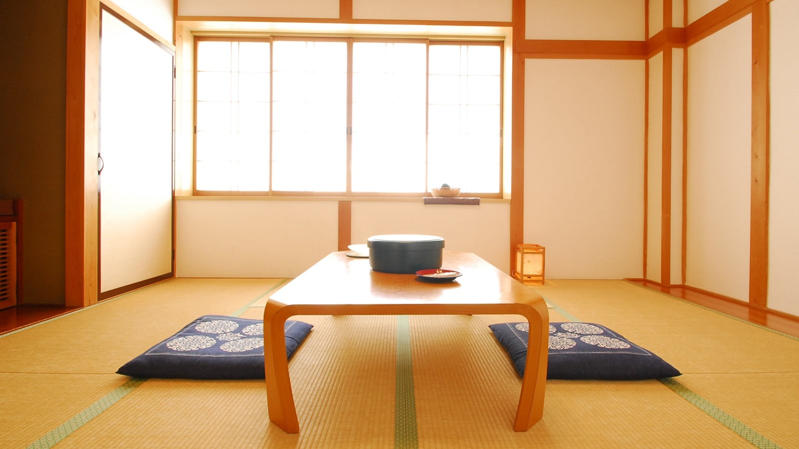 *Kamar bergaya Jepang 8 tatami/Kamar bergaya Jepang yang menenangkan untuk menenangkan tubuh dan jiwa Anda yang lelah.