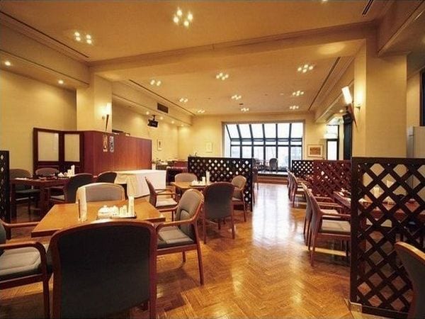 Restaurant "Shibaigawa" open from 7:00 AM to 9:00 PM (L.O.PM 8:00)