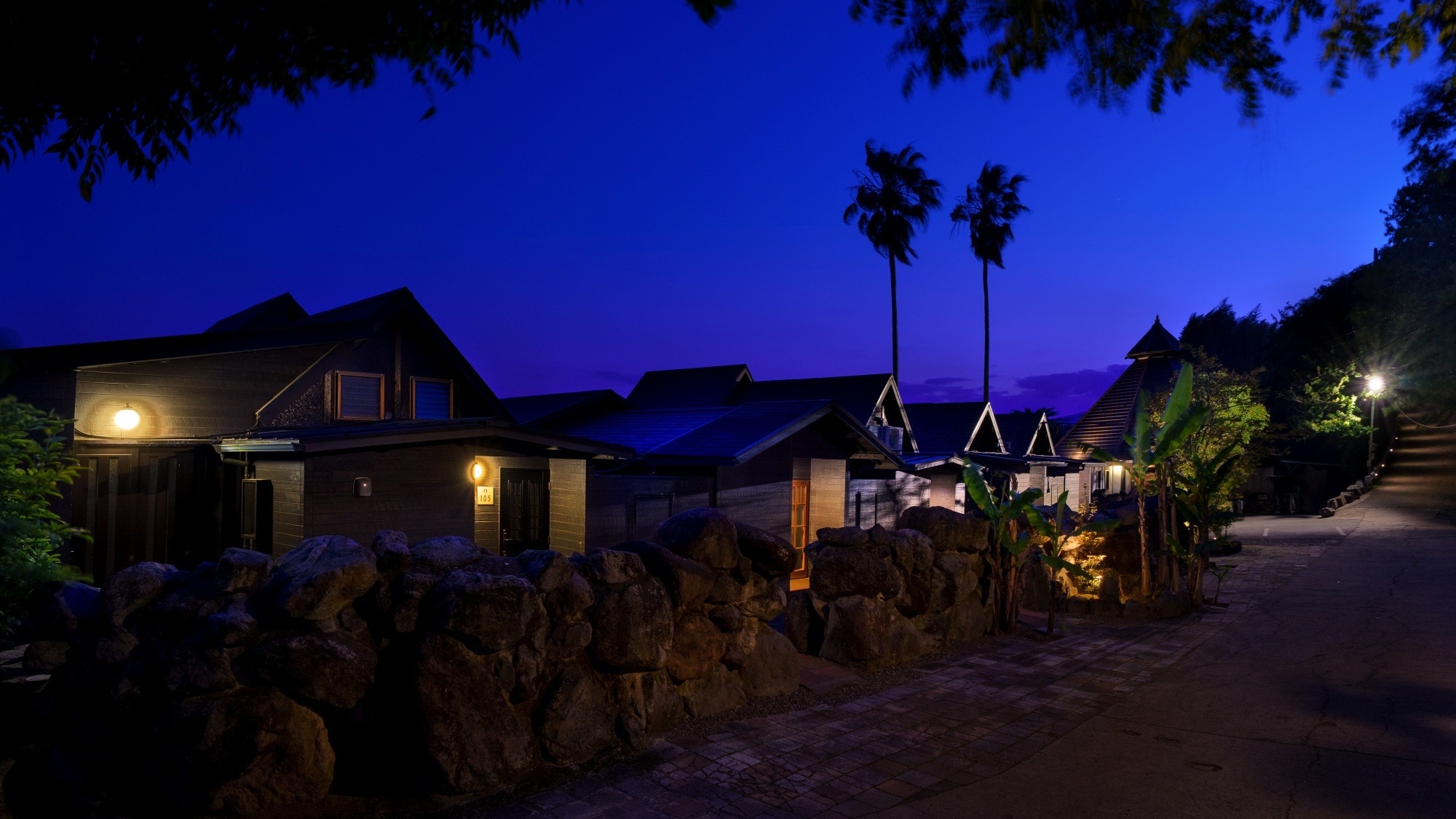 [Lodge Exterior] Each of the six lodges has a different design, allowing you to enjoy the unique charm of each one.