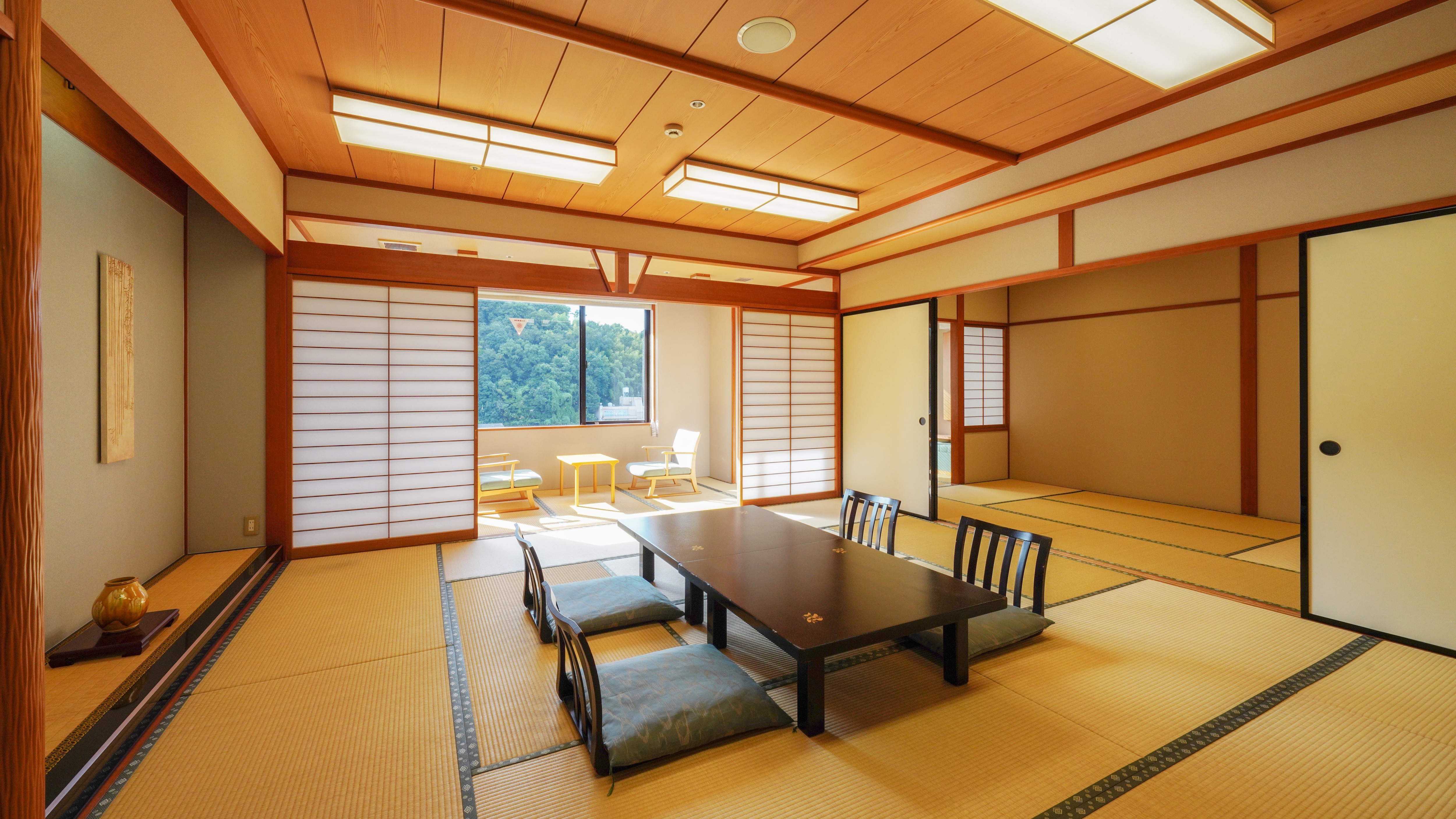 Gambar kamar bergaya Jepang seluas 20 tatami (sisi Danau Shinji dan kota sumber air panas)