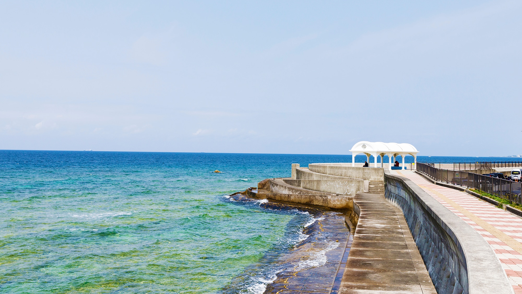 [Miyagi Coast] [3 min walk] Even just walking along the coastline that stretches over 1 km will make you feel like it was worth coming!