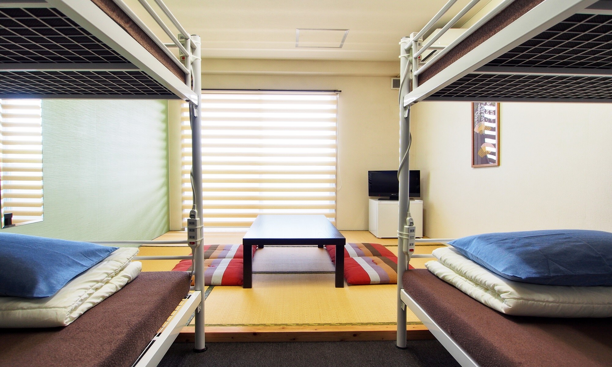 Kamar Jepang dan Barat dengan pemandangan laut B