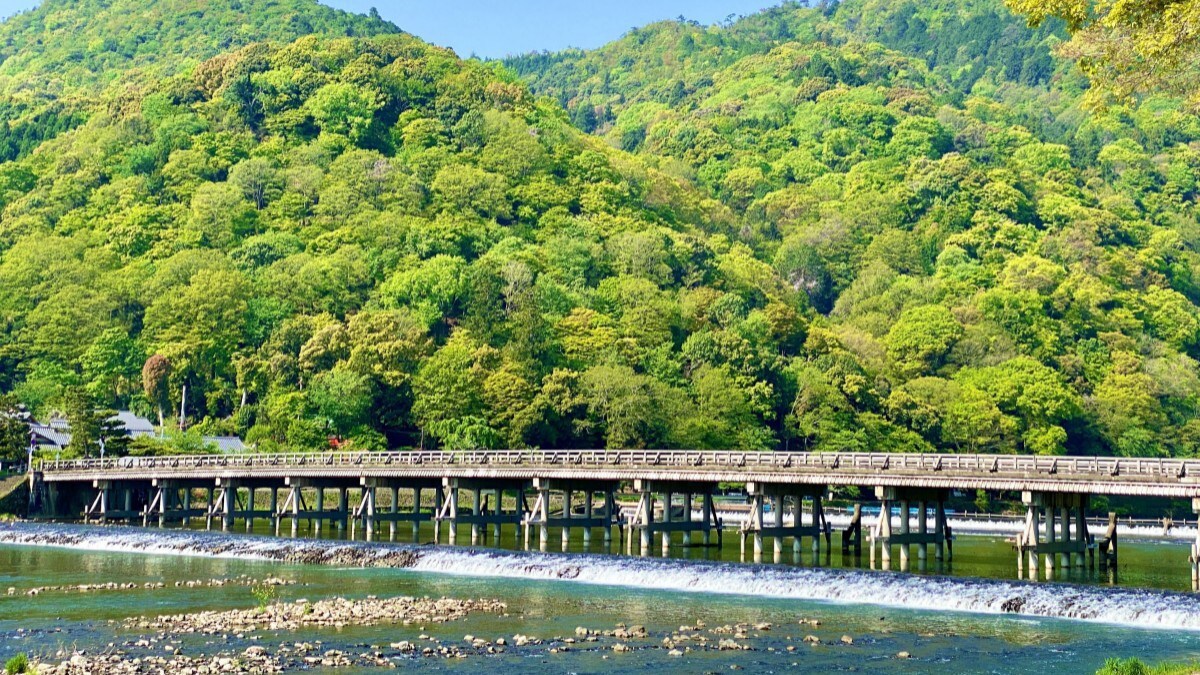 ◆Arashiyama: Togetsukyo Bridge (10 minutes by car from the hotel)