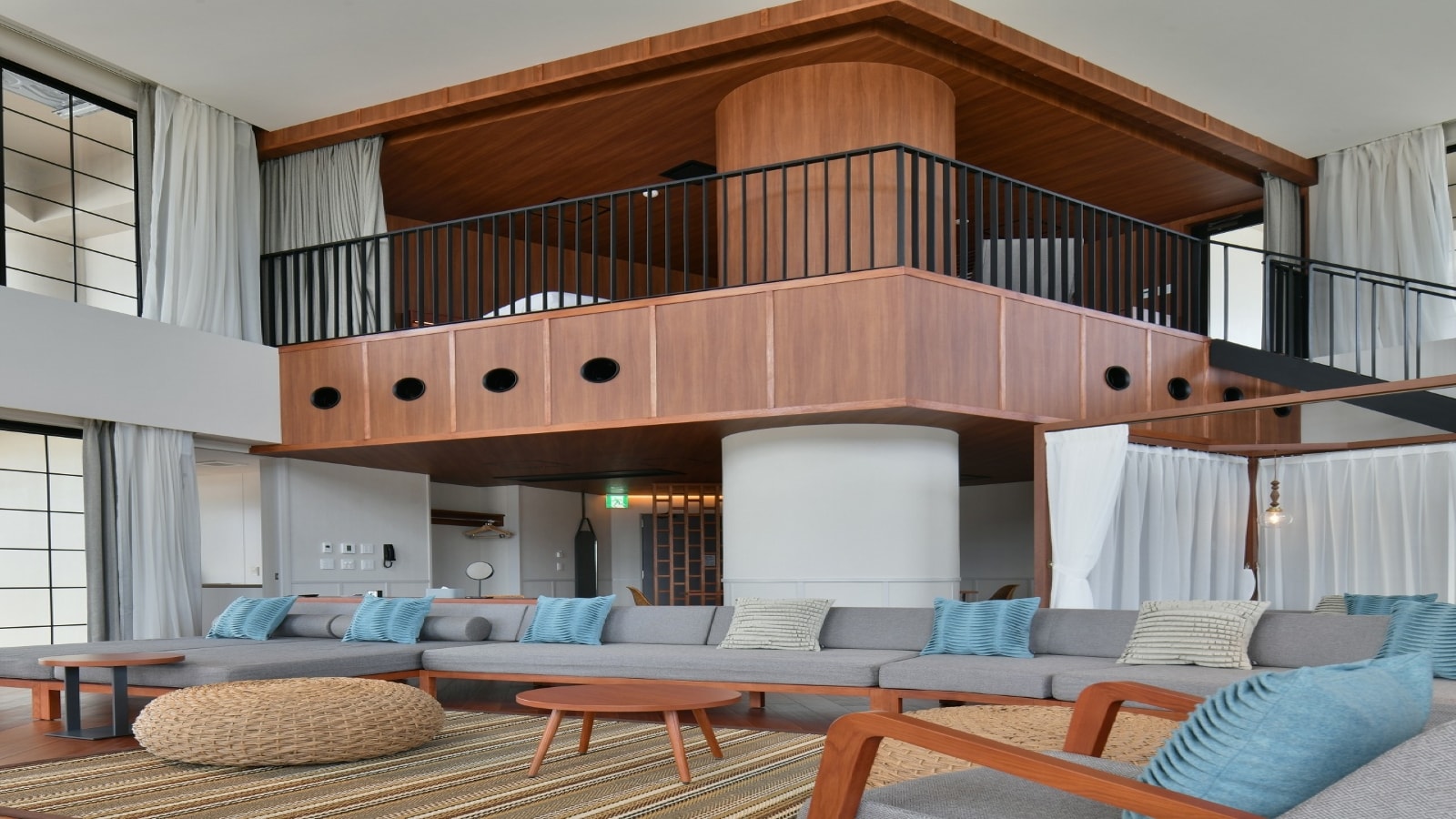 Diamond Suite with Rooftop Private Pool and Terrace Capacity 1-9 people