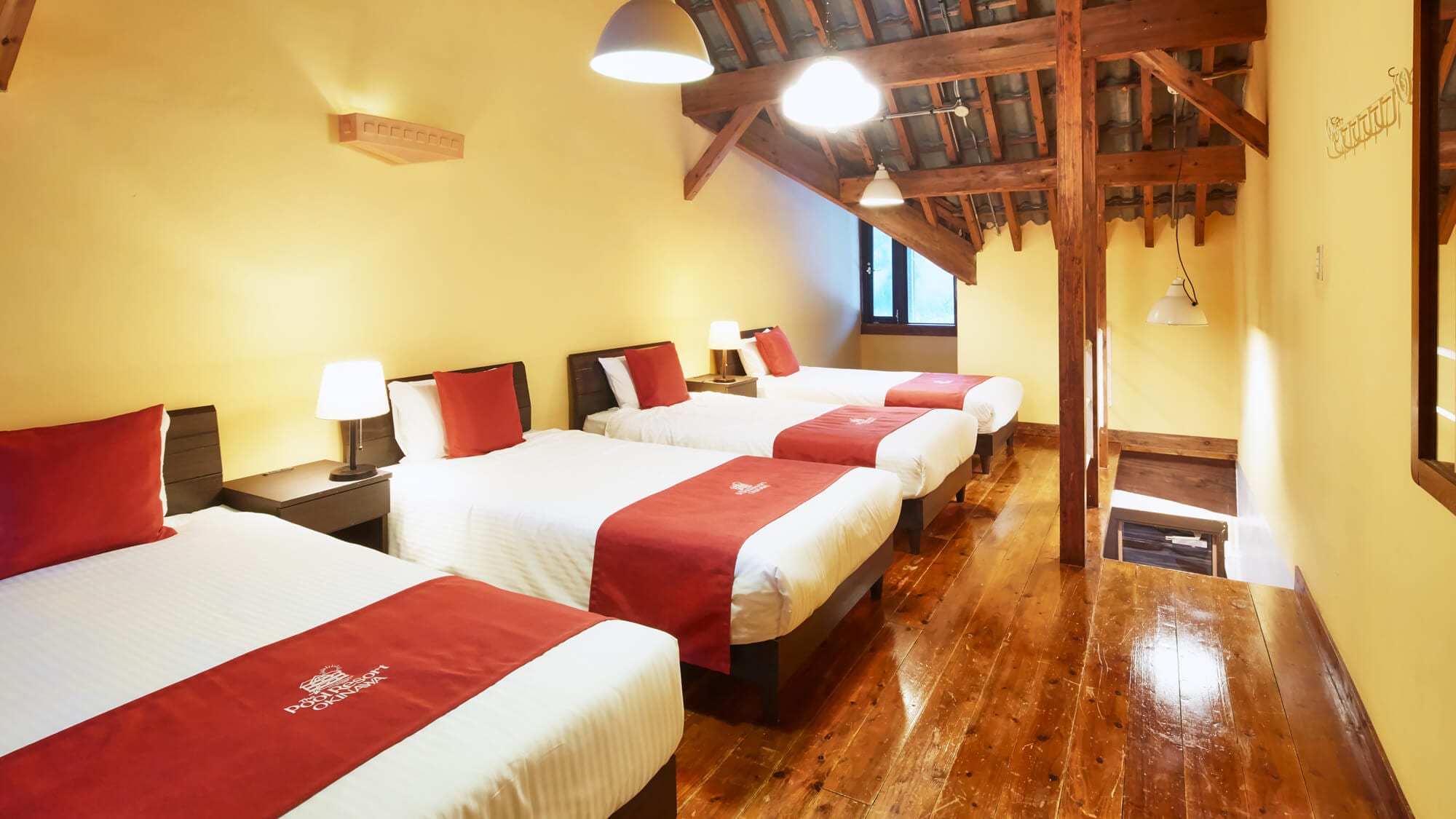 [Japanese and Western room maisonette & kitchen]