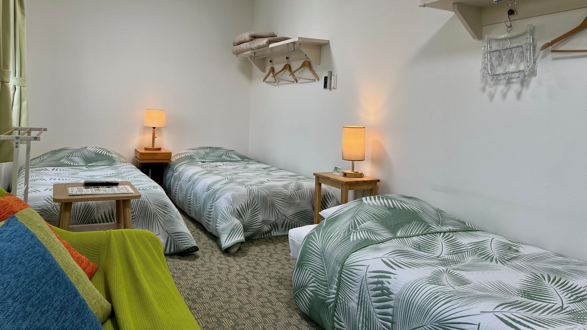 Main building 2nd floor, outdoor bath, 2-3 bedrooms