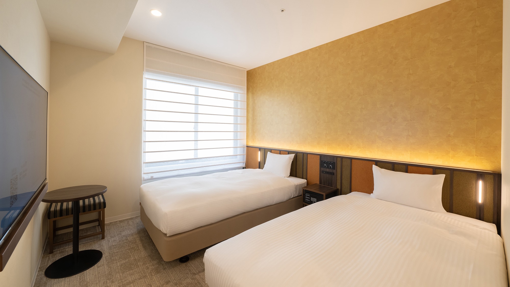 [Standard Twin / 15-16m²] A simple and functional space where you can relax and enjoy your stay.