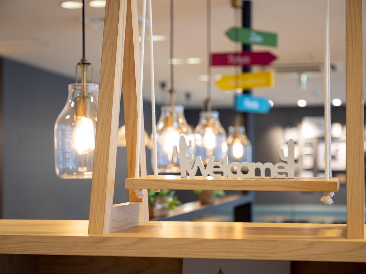 [Library Cafe] รีเฟรชหลังเลิกงาน ♪ ให้บริการตั้งแต่ 10:00 น. - 24:00 น