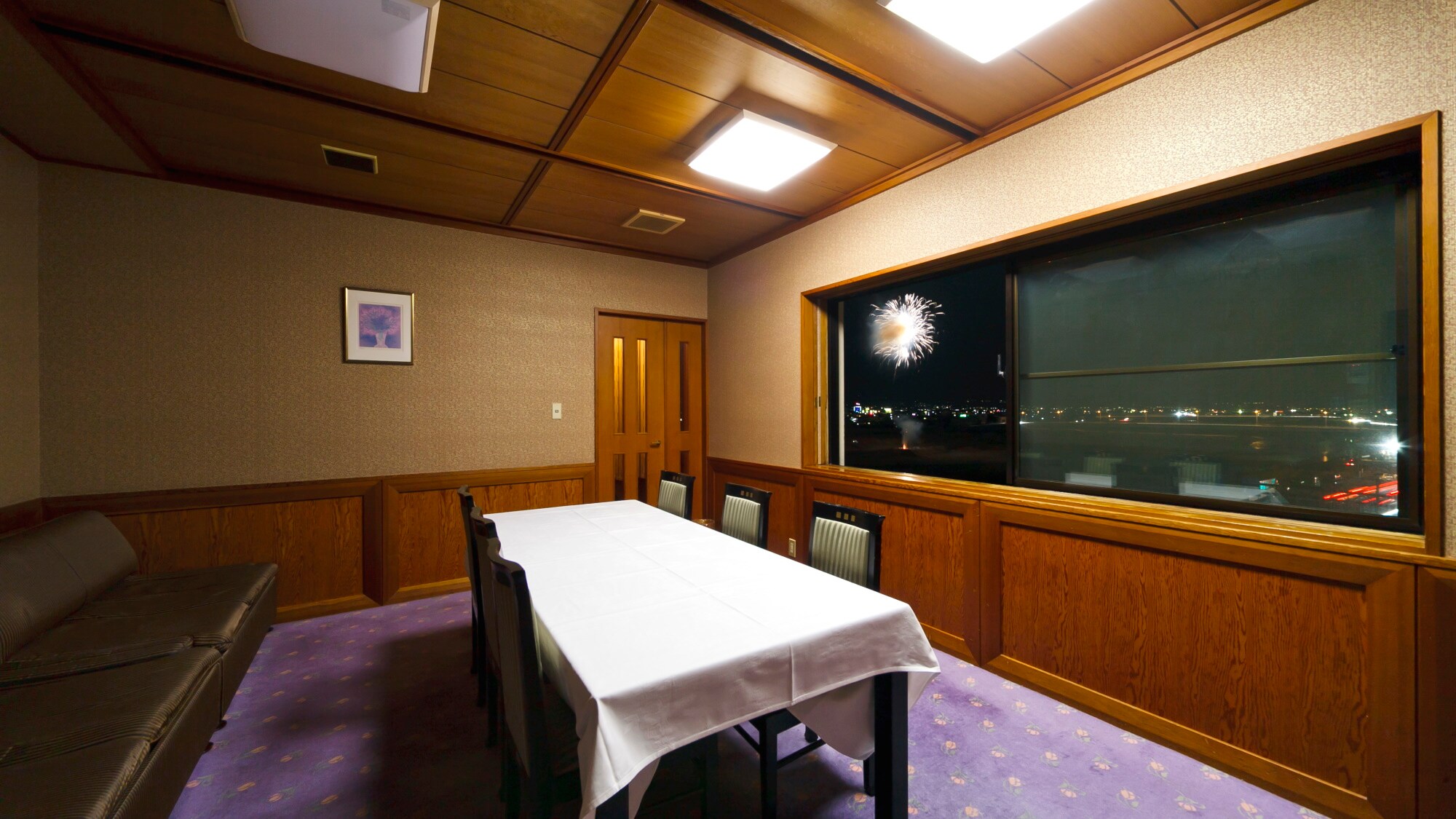 [Main building] Japanese-style room with hot spring panoramic bath