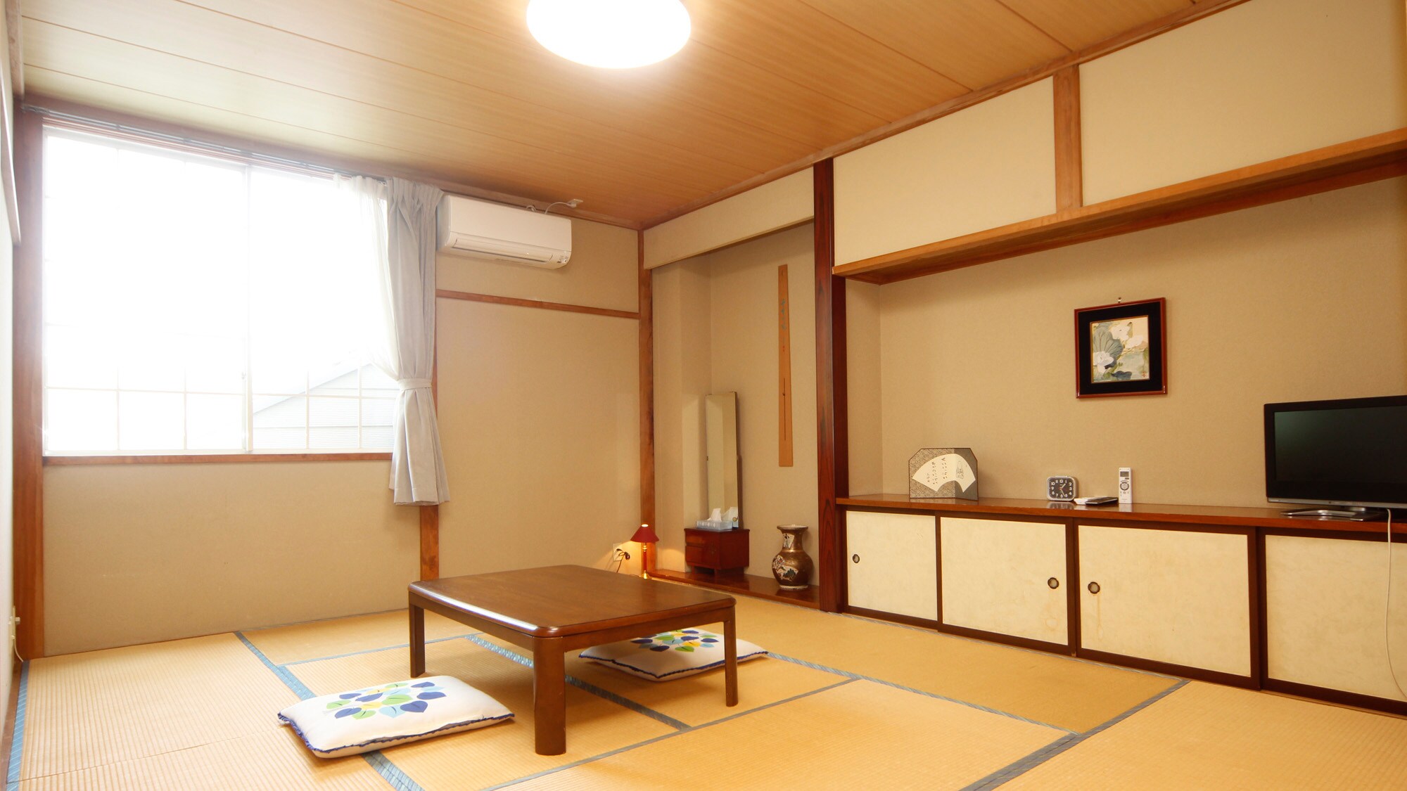[Relaxed Japanese room]