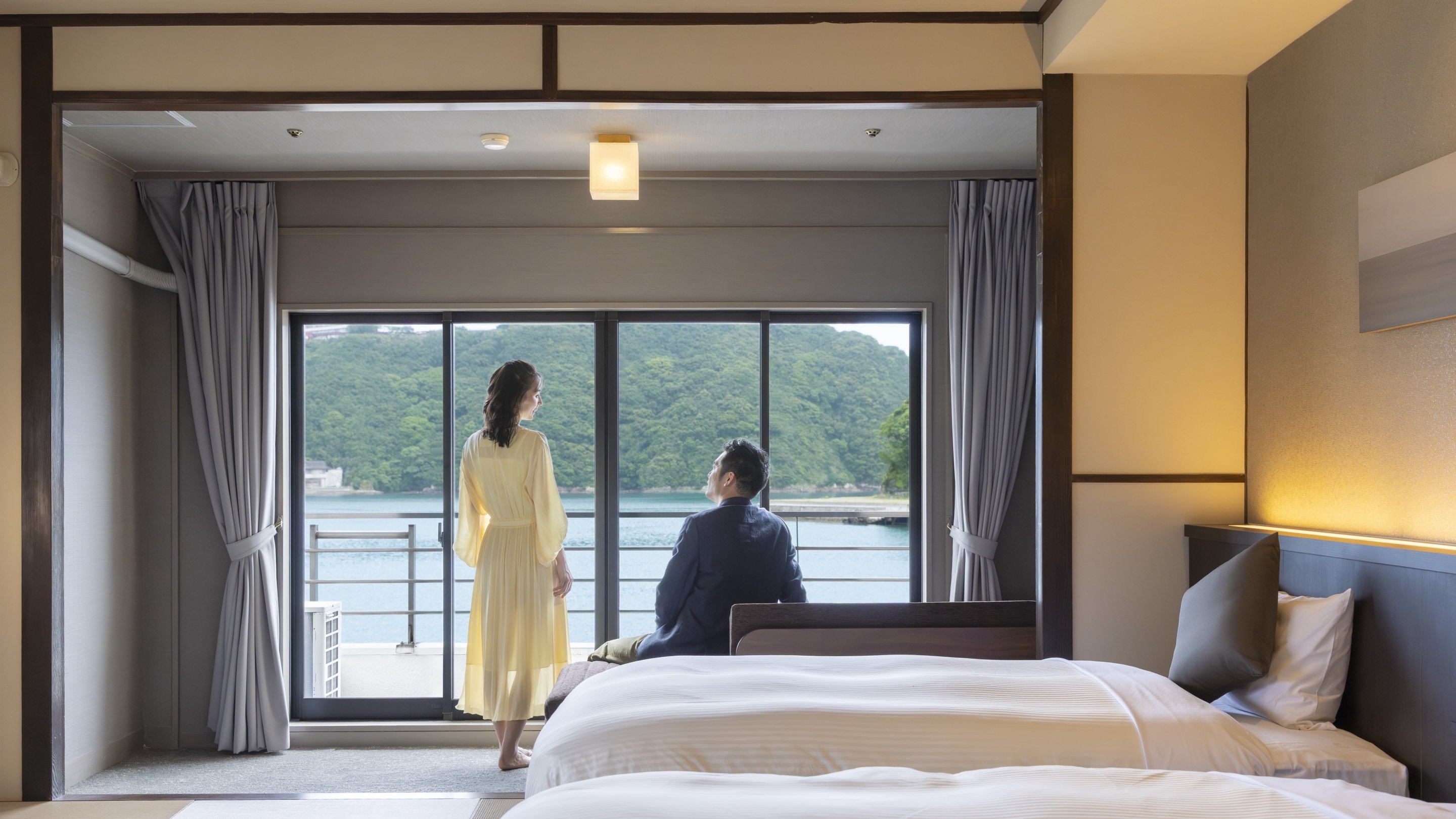 Standard Japanese-style twin bed with indoor bath *Example of a guest room