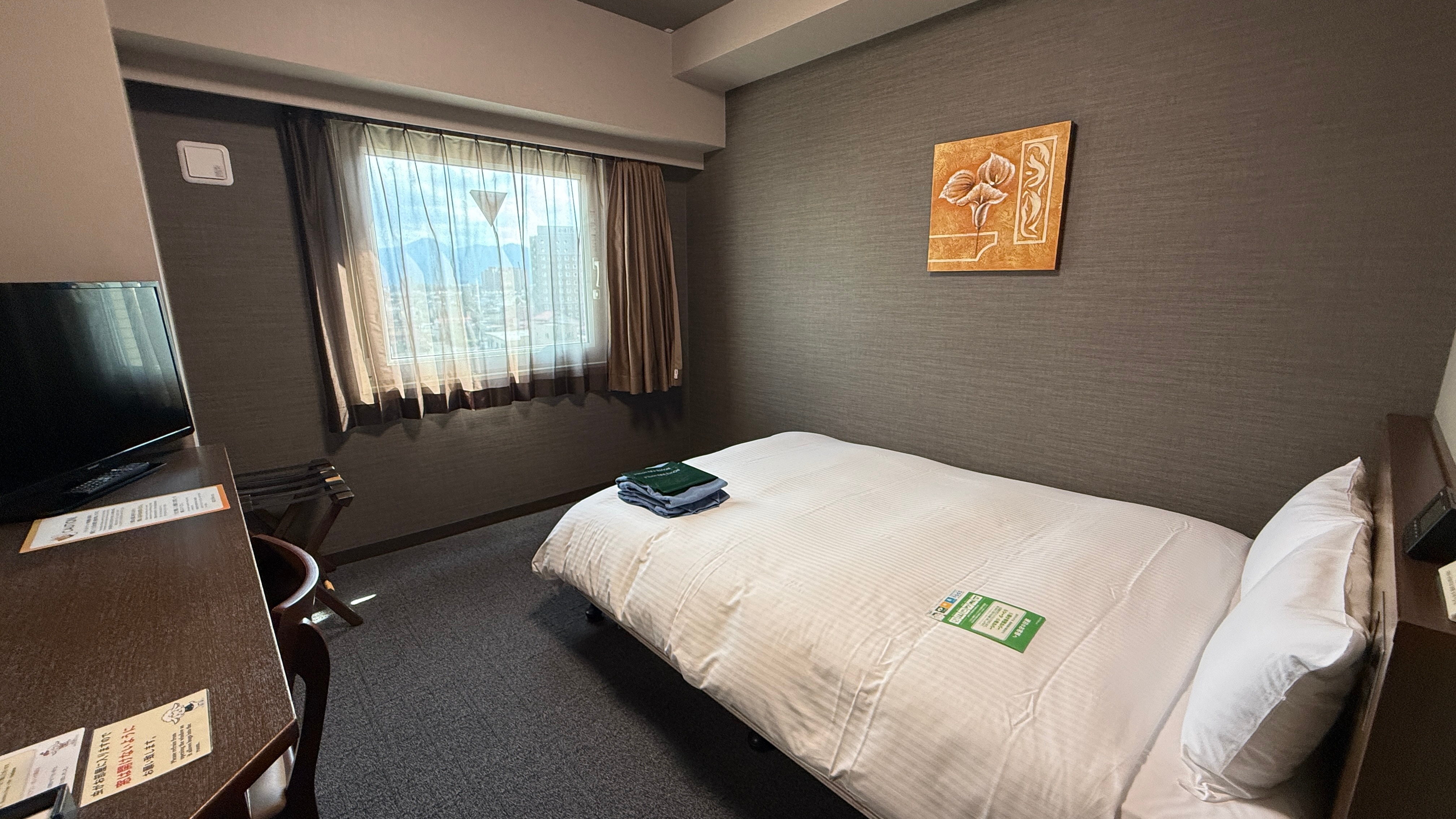 ★Guest Room★ Standard Semi-Double Room ③