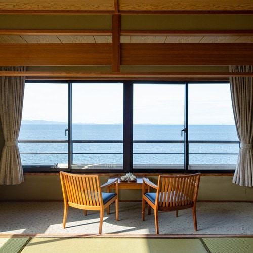 All rooms have ocean views to soothe your everyday fatigue