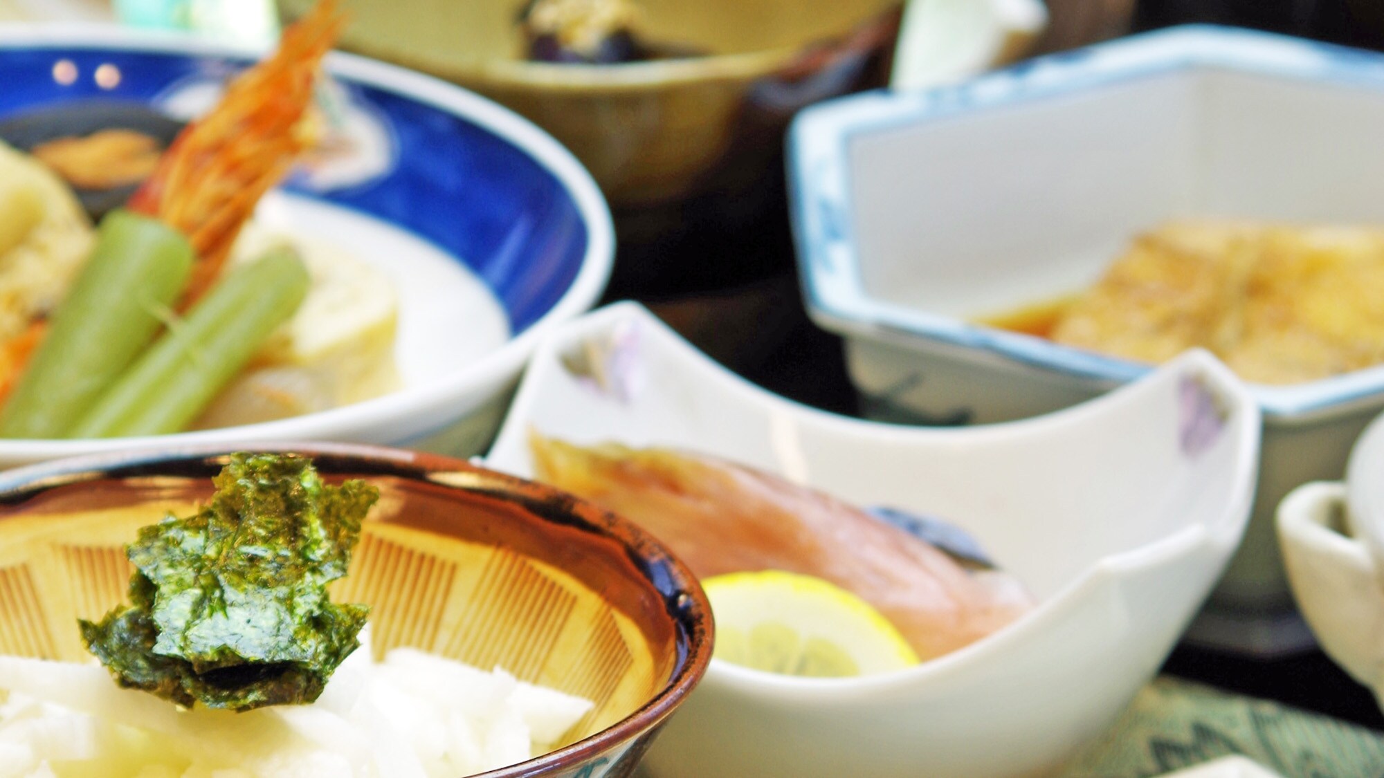 * <Supper example> The menu made by local production for local consumption is seasonal, one soup and six vegetables, and home-style local cuisine.