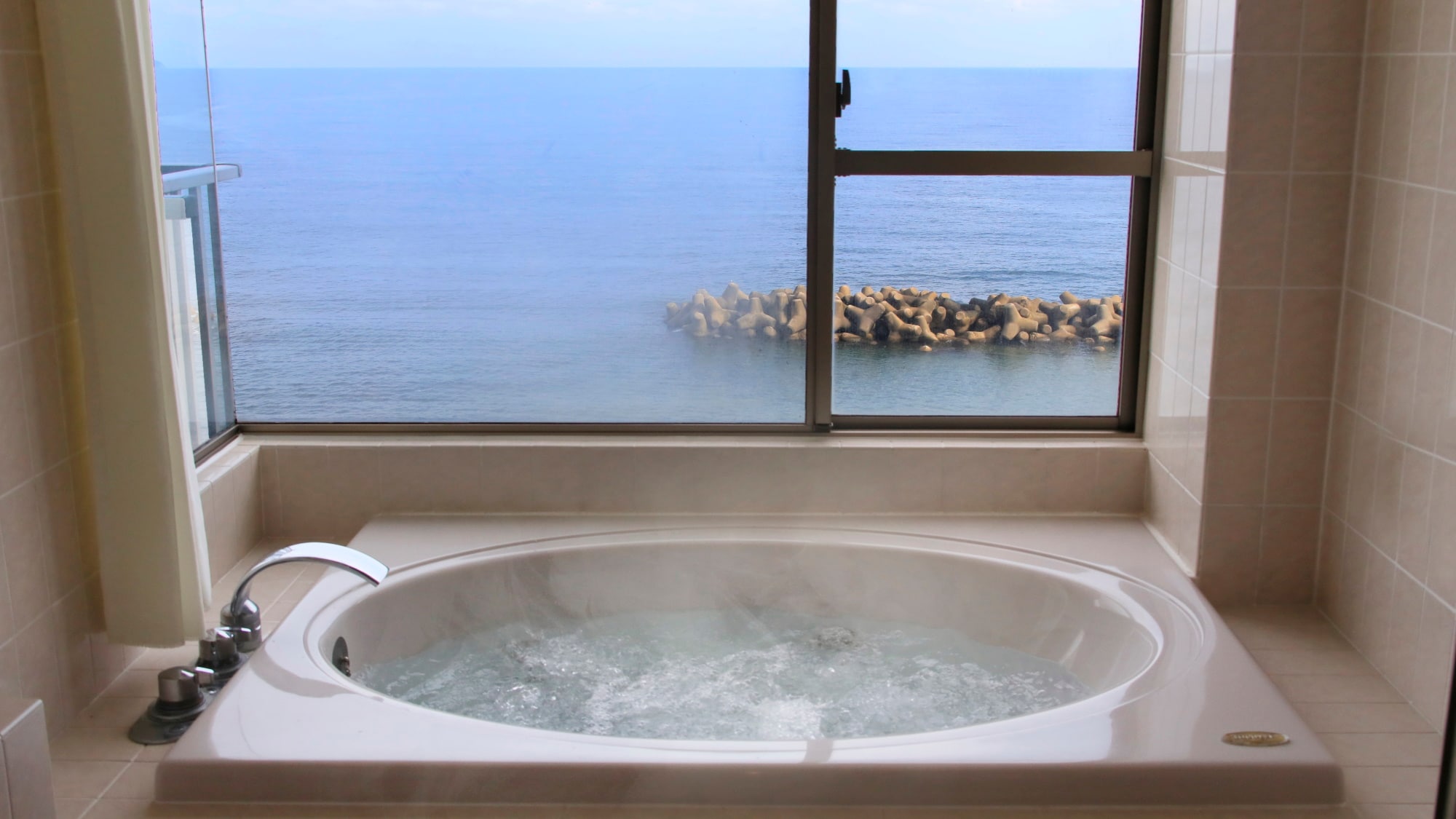 【附全景按摩浴缸】日西合璧雙床房/50平方公尺（例）