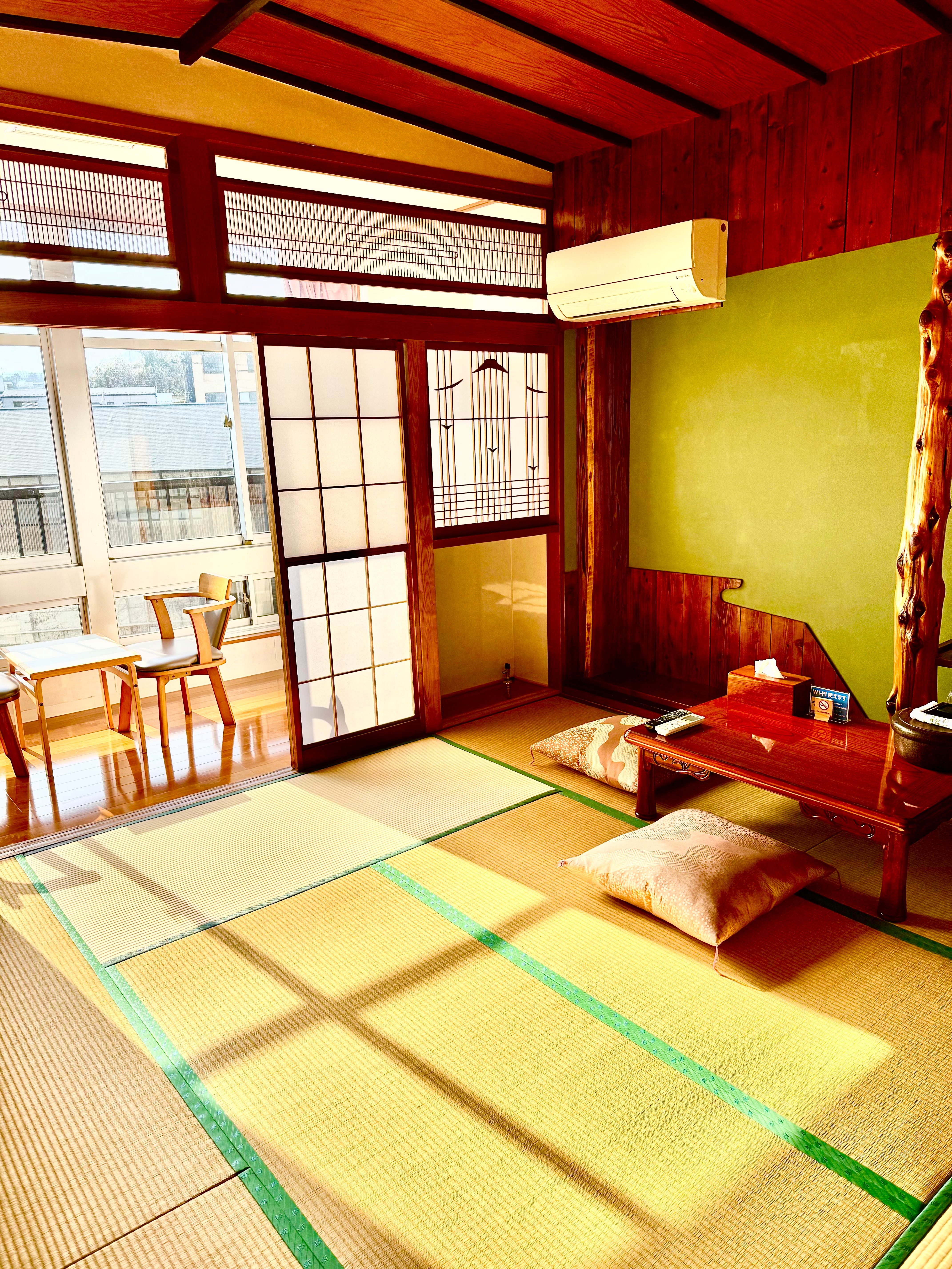 [Guest room example]