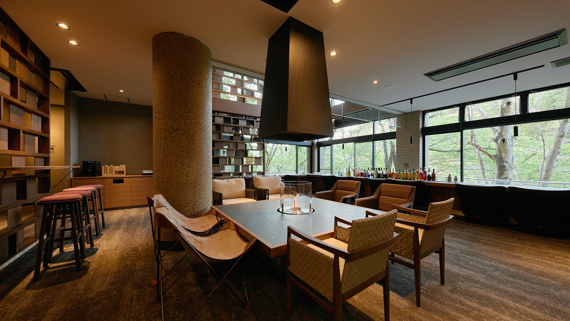 [Bar Lounge] Modern atmosphere