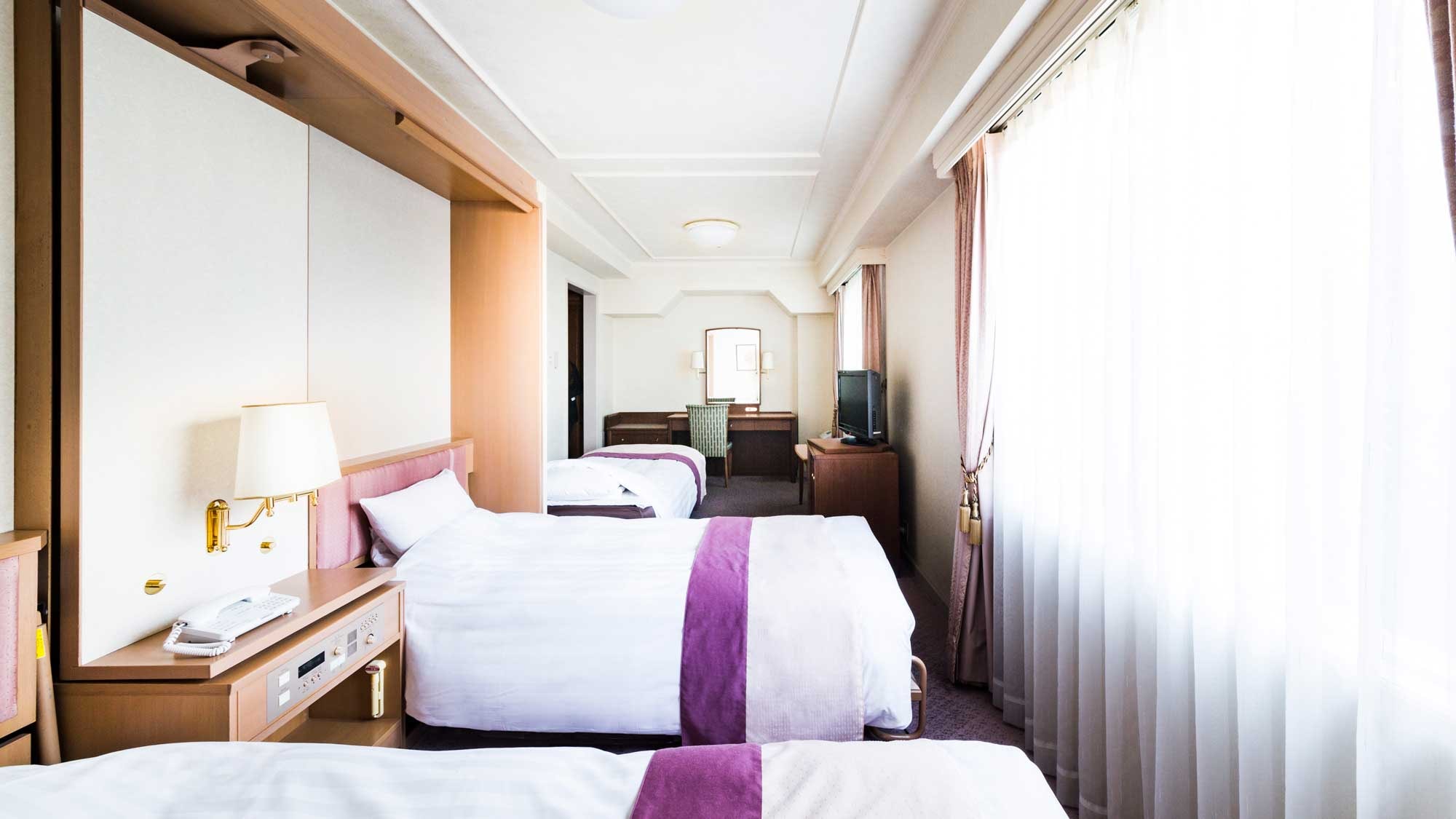 [32 square meters] East Building Deluxe Twin