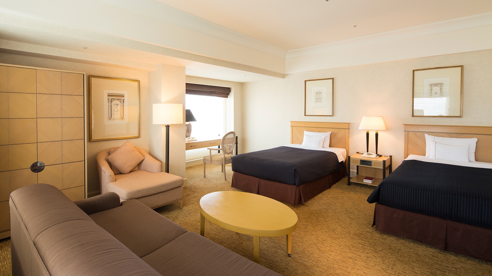 Hotel information and reservations for Kobe Bay Sheraton Hotel