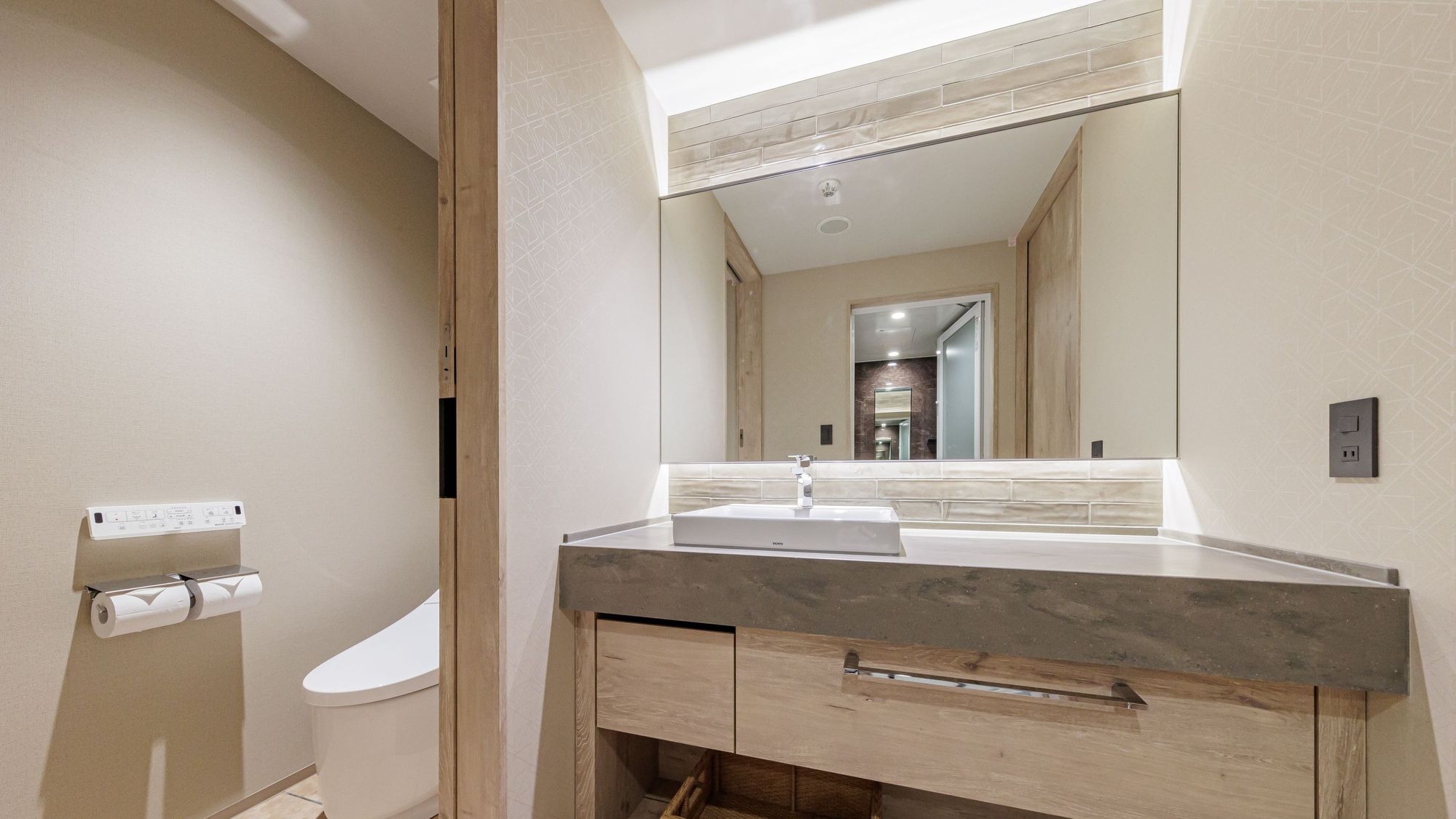 Dog Friendly Room Deluxe Twin (with bath)