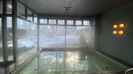 室內浴池