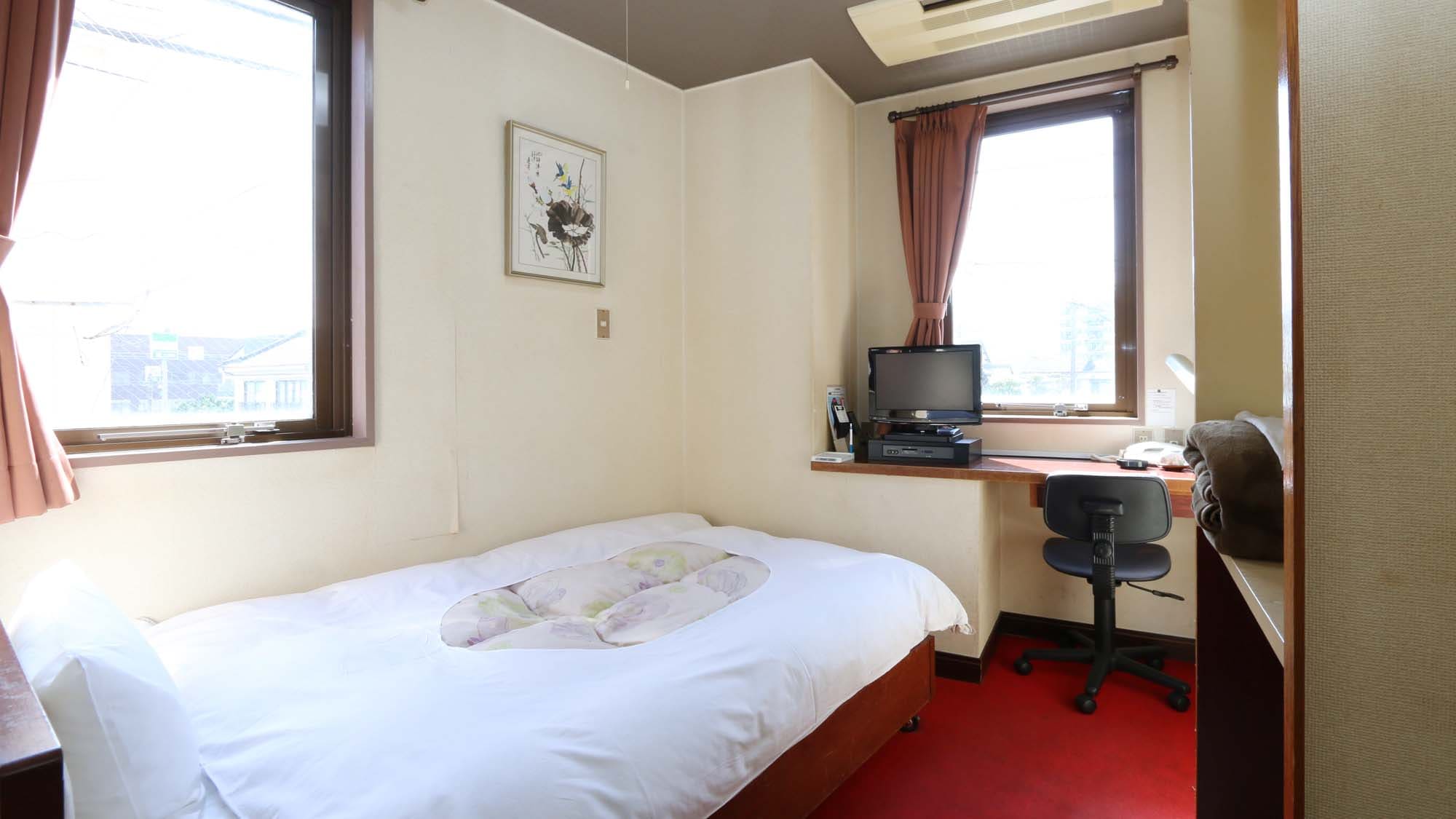 [Example of a single room] A simple and comfortable room, perfect for business.
