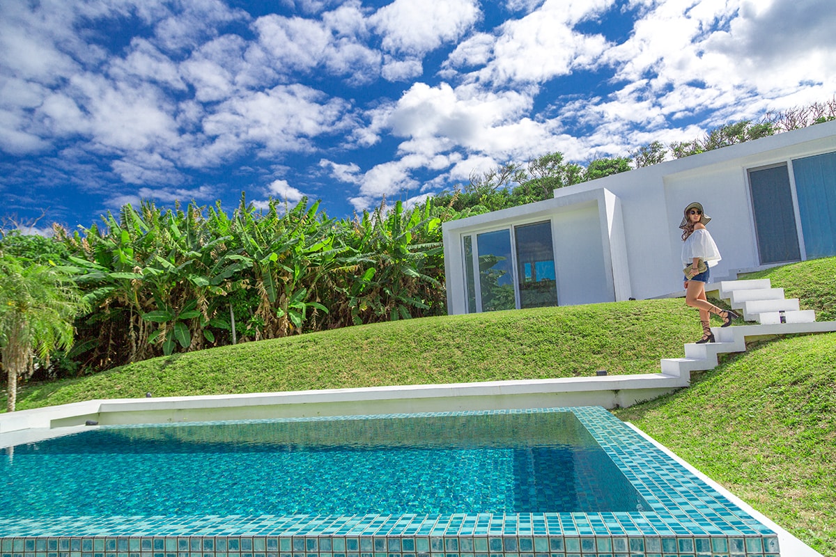 [Private pool]