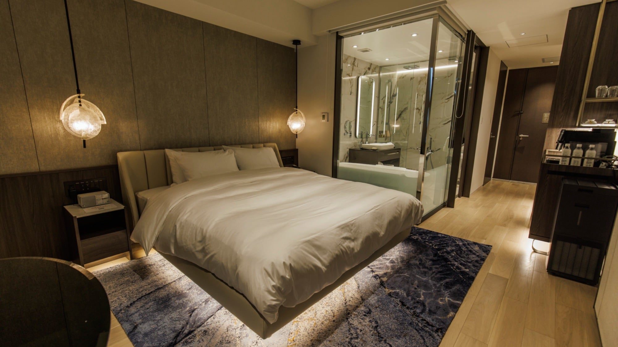 雙人房｜平均32平方米