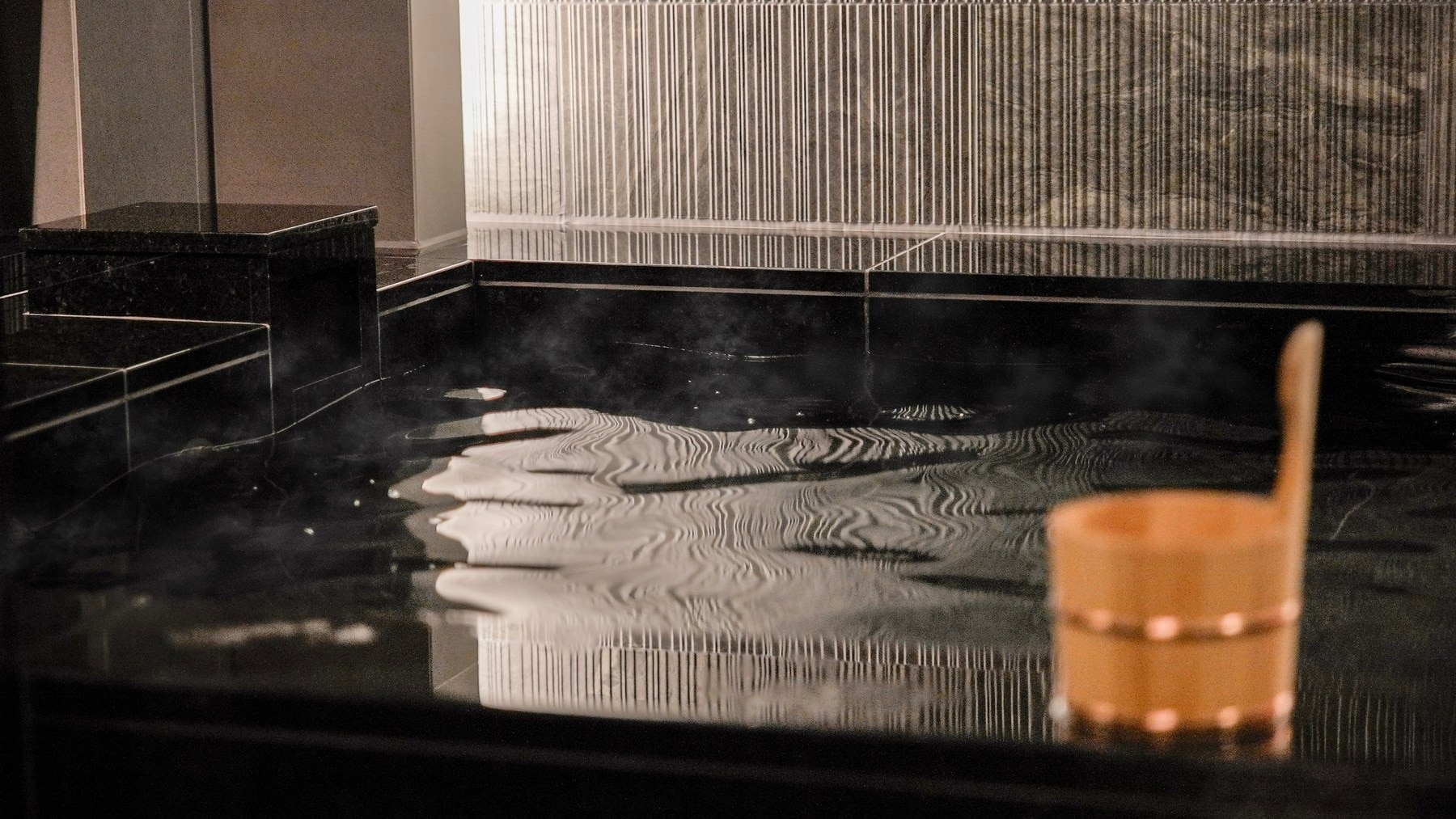 Pemandian Pria [Okuyugawara Onsen] ~ Pemandian Kulit Cantik ~