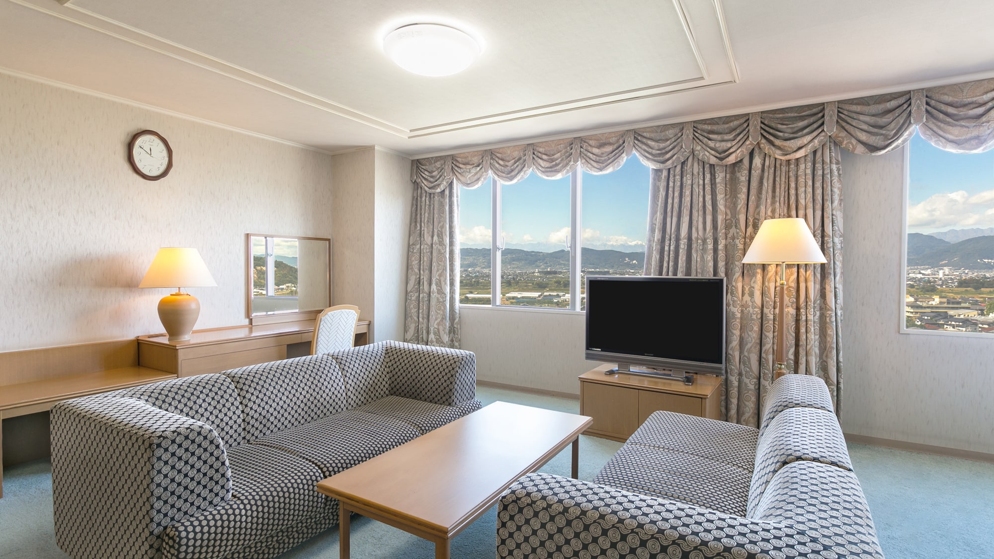 Classic junior suite Japanese-Western style room